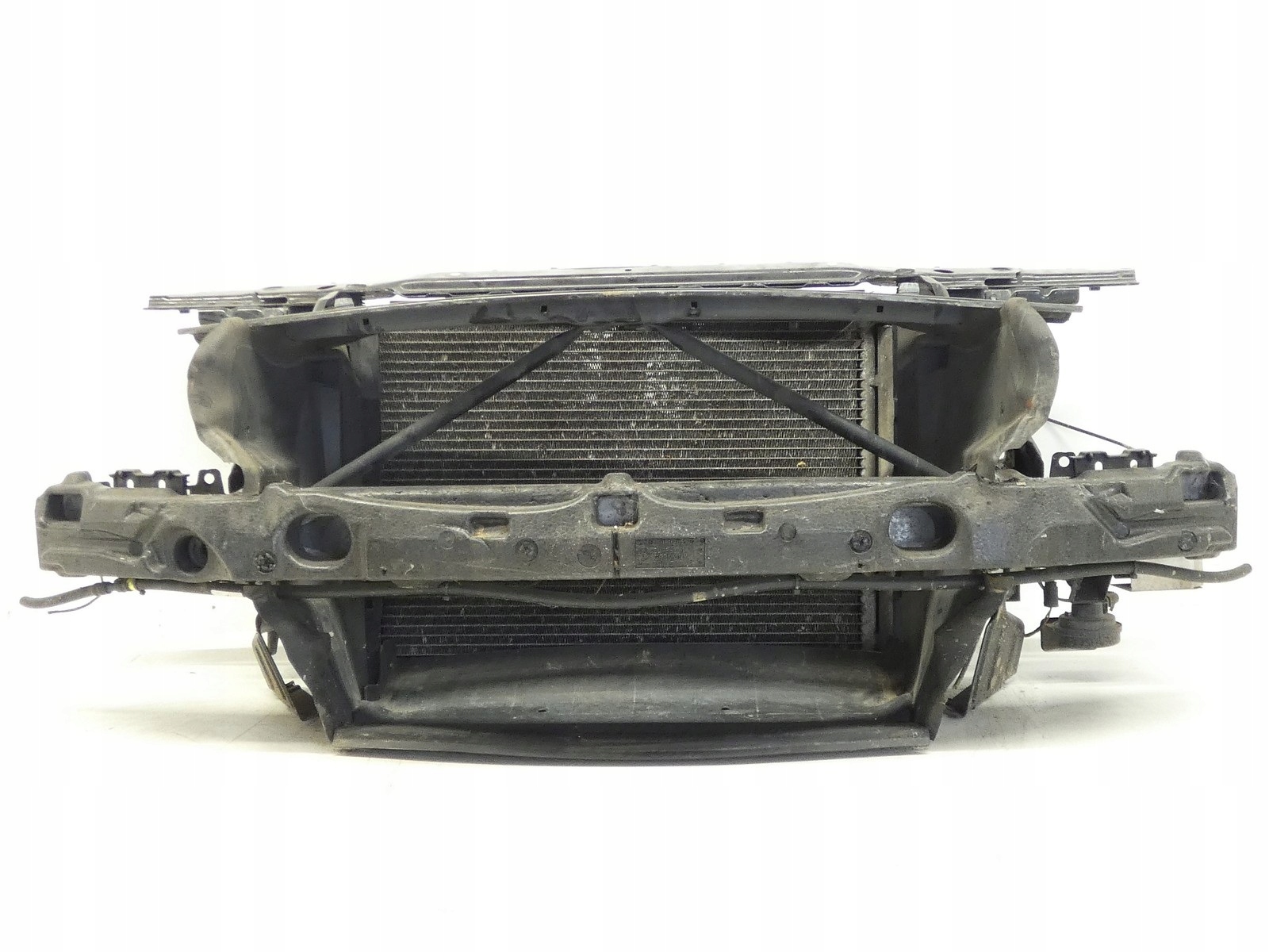 support panel for radiators pillar iron sider radiator BMW Z4 E89 N52 09-16R