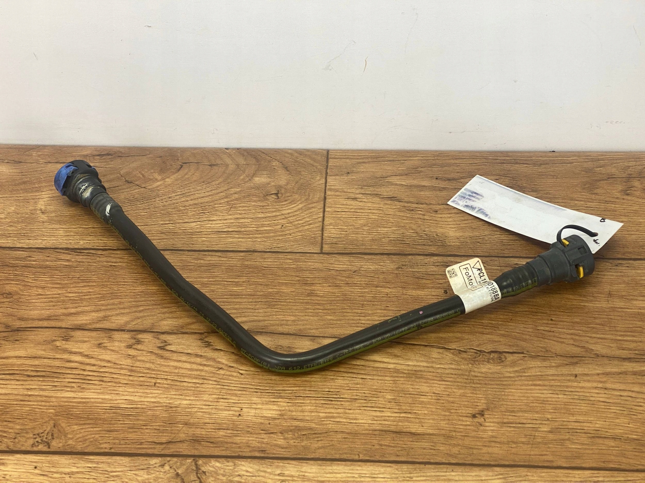 fuel line Ford Explorer VI 2020+