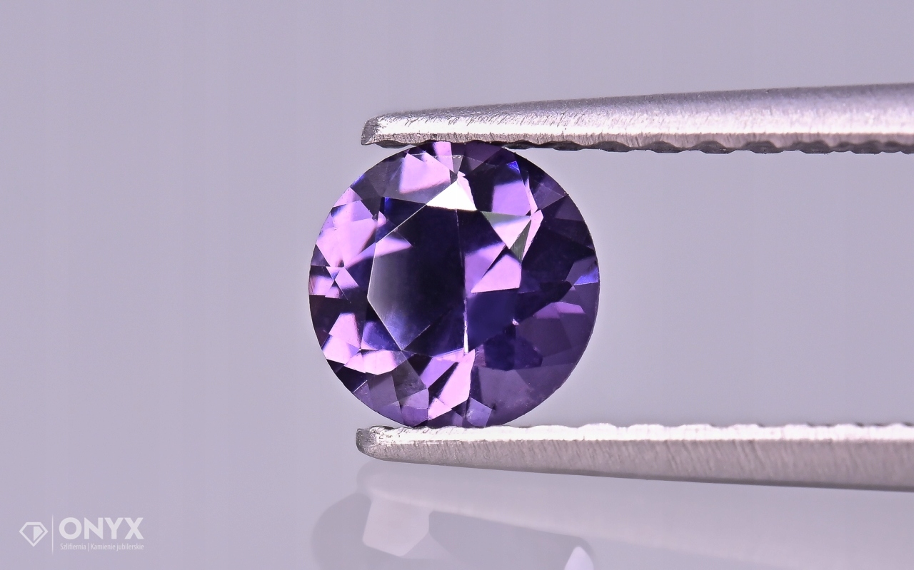 Spinel fazetovaný kulatý fi 5 mm