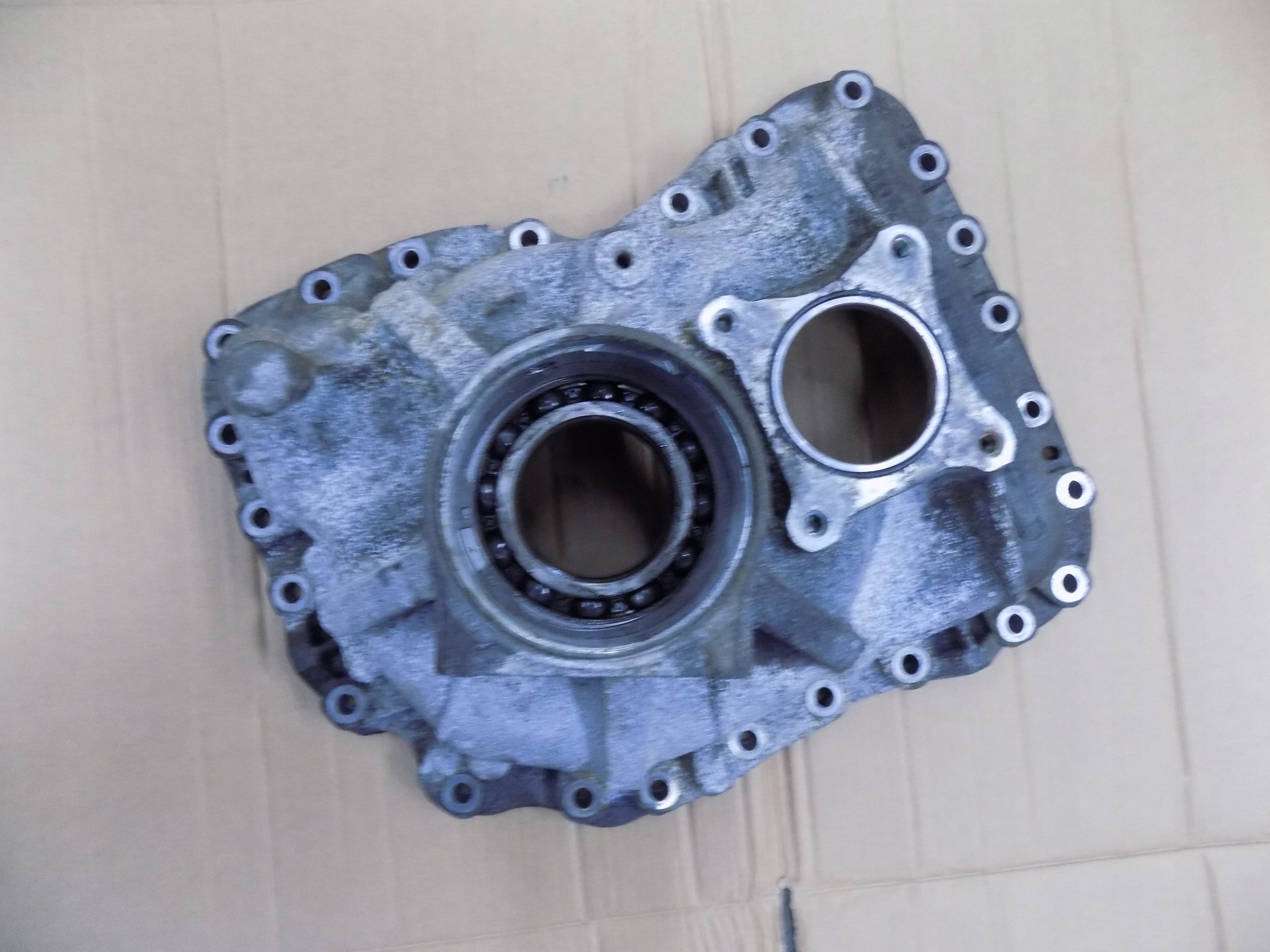 cover rear gearboxes ZF DXI and-SHIFT PREMIUM VOLVO