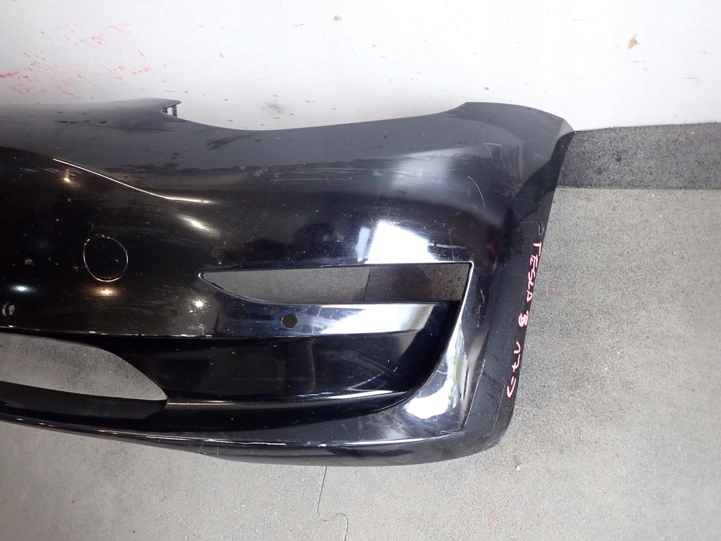 nárazník předek přední TESLA 3 2017