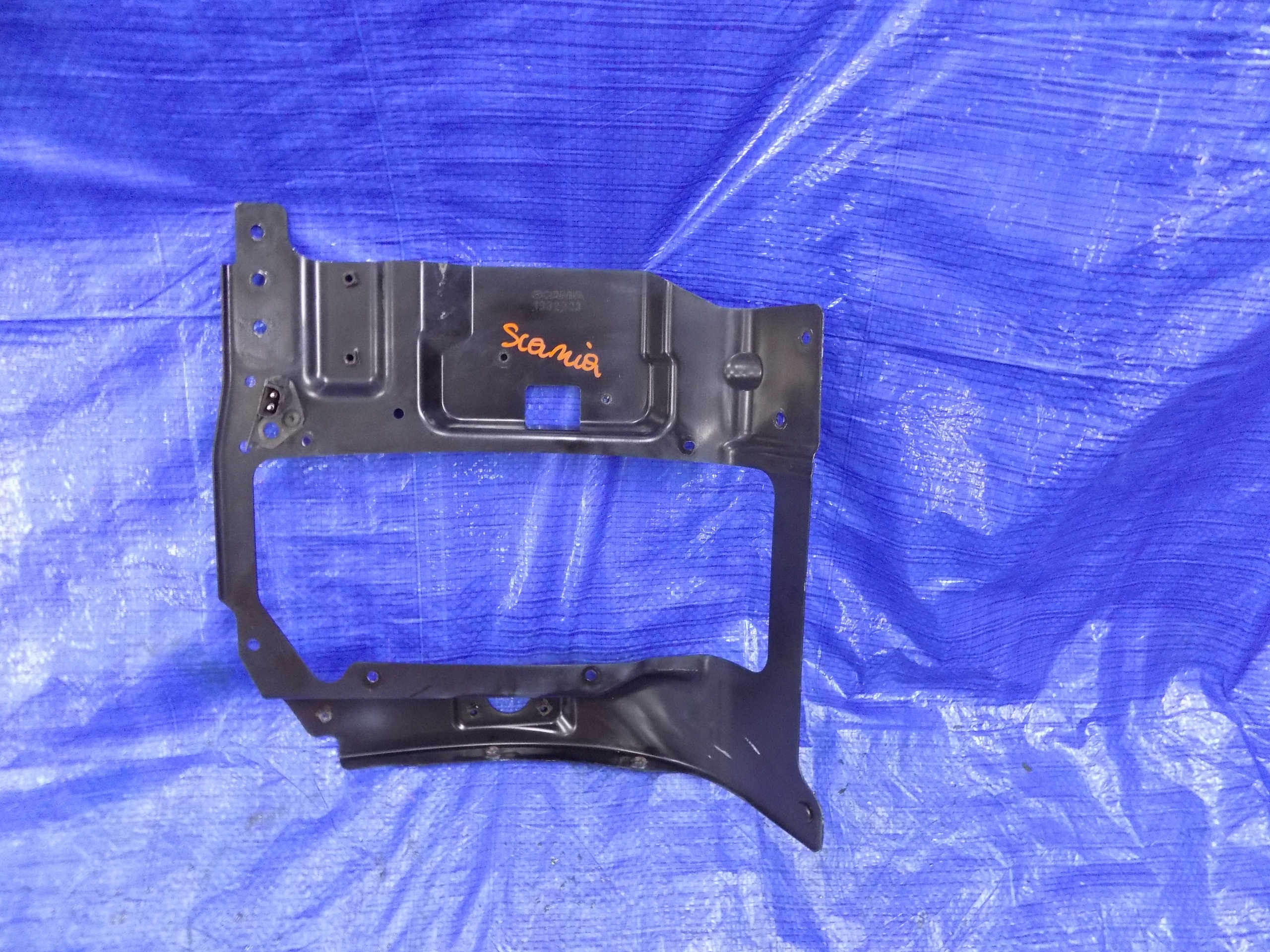 OKULAR WSPORNIK REFLEKTORA LEWY SCANIA P380 11R E5