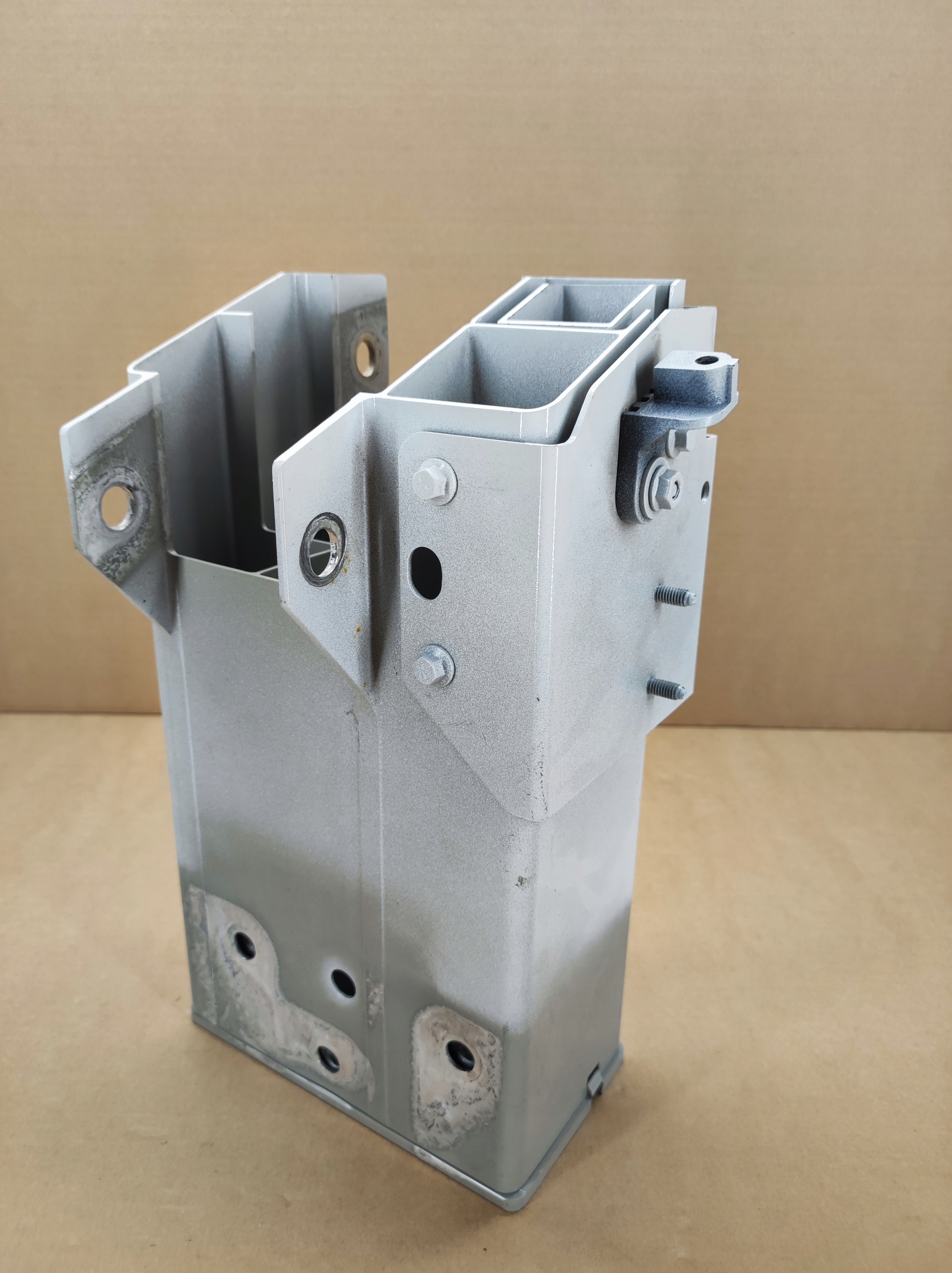 LEWA STREFA ZGNIOTU VOLVO V90 II S90 II KOLOR 614