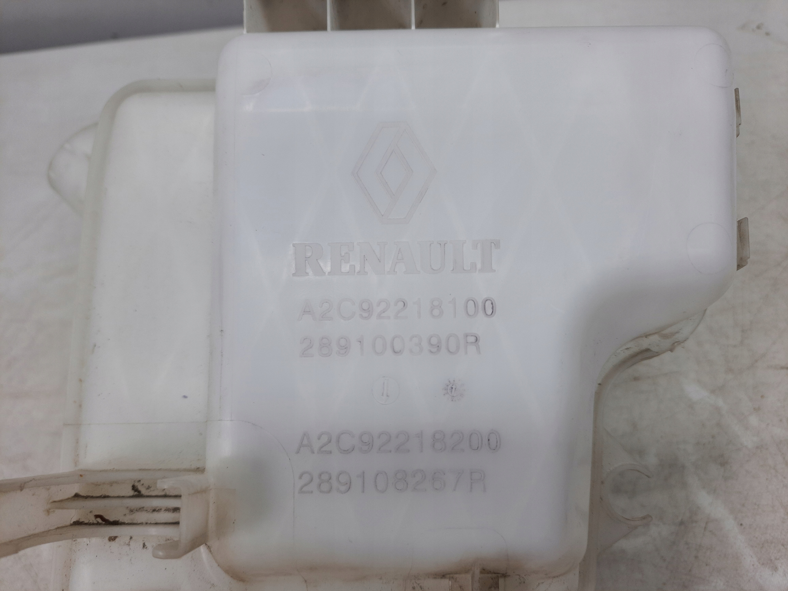 RENAULT KADJAR 15- washer fluid tank original