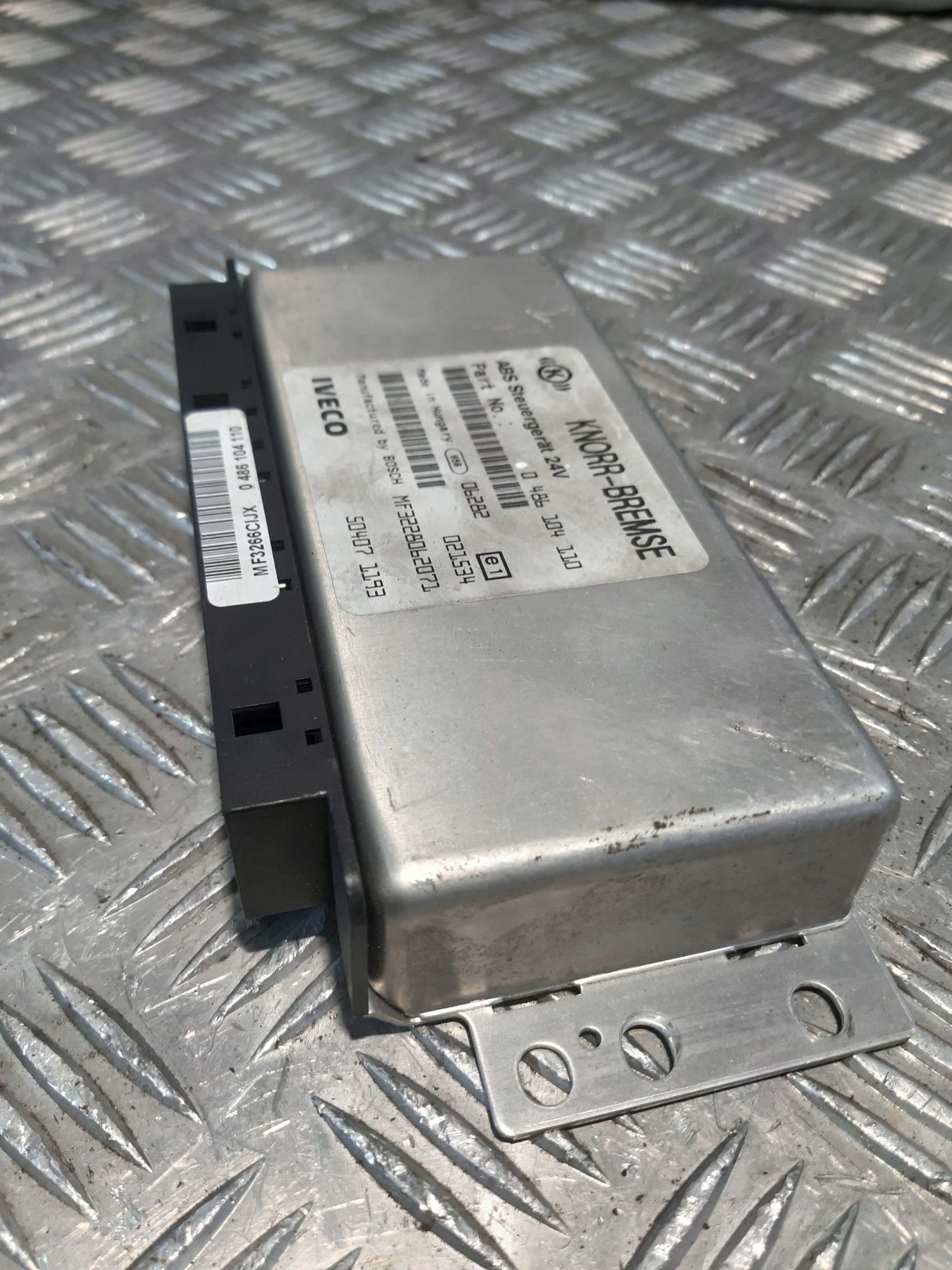 control unit ABS Knorr-Bremse IVECO 0 486 104 110