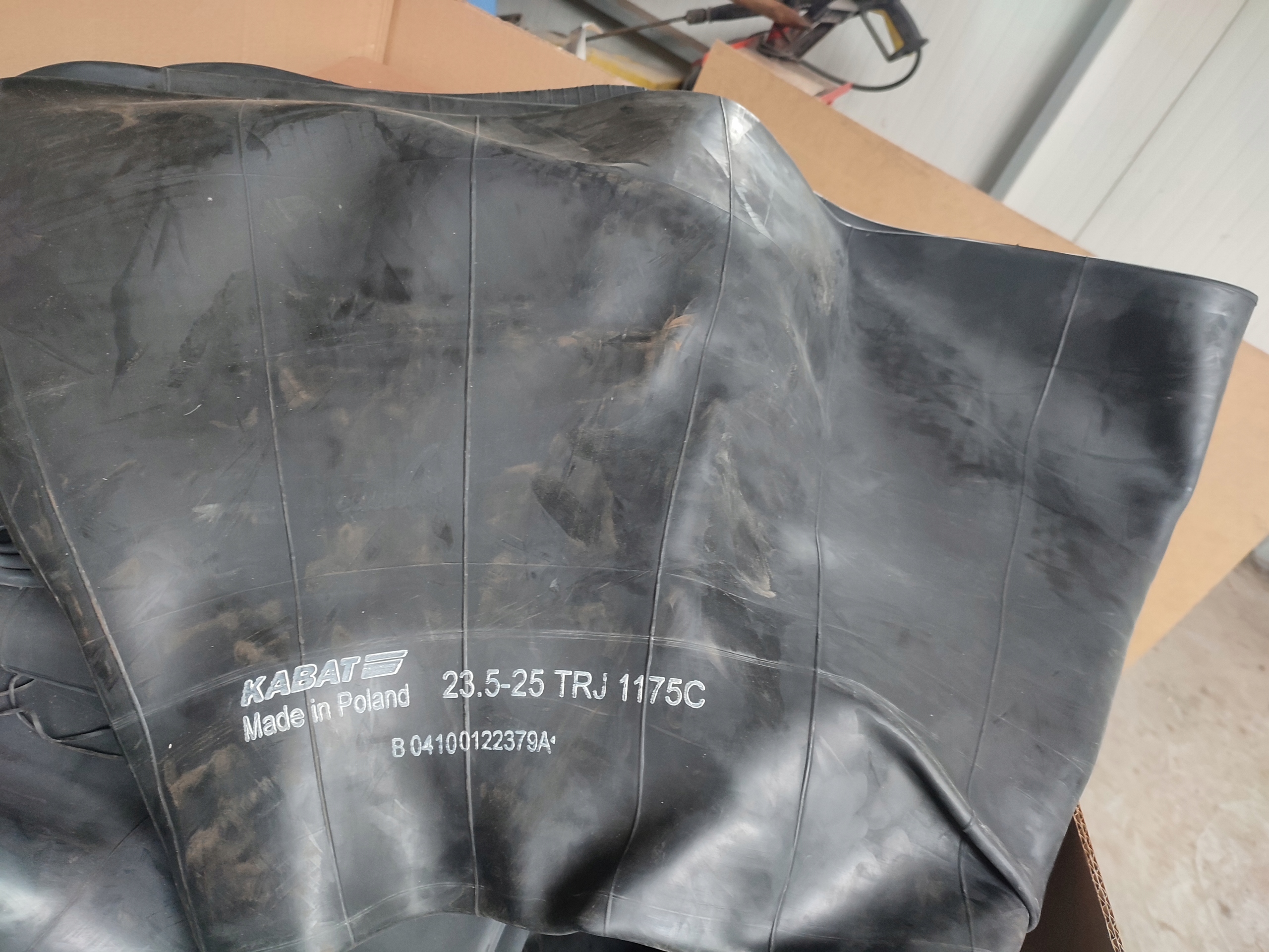 ВНУТРЕННЯЯ ТРУБКА 23.5-25 TRJ1117C