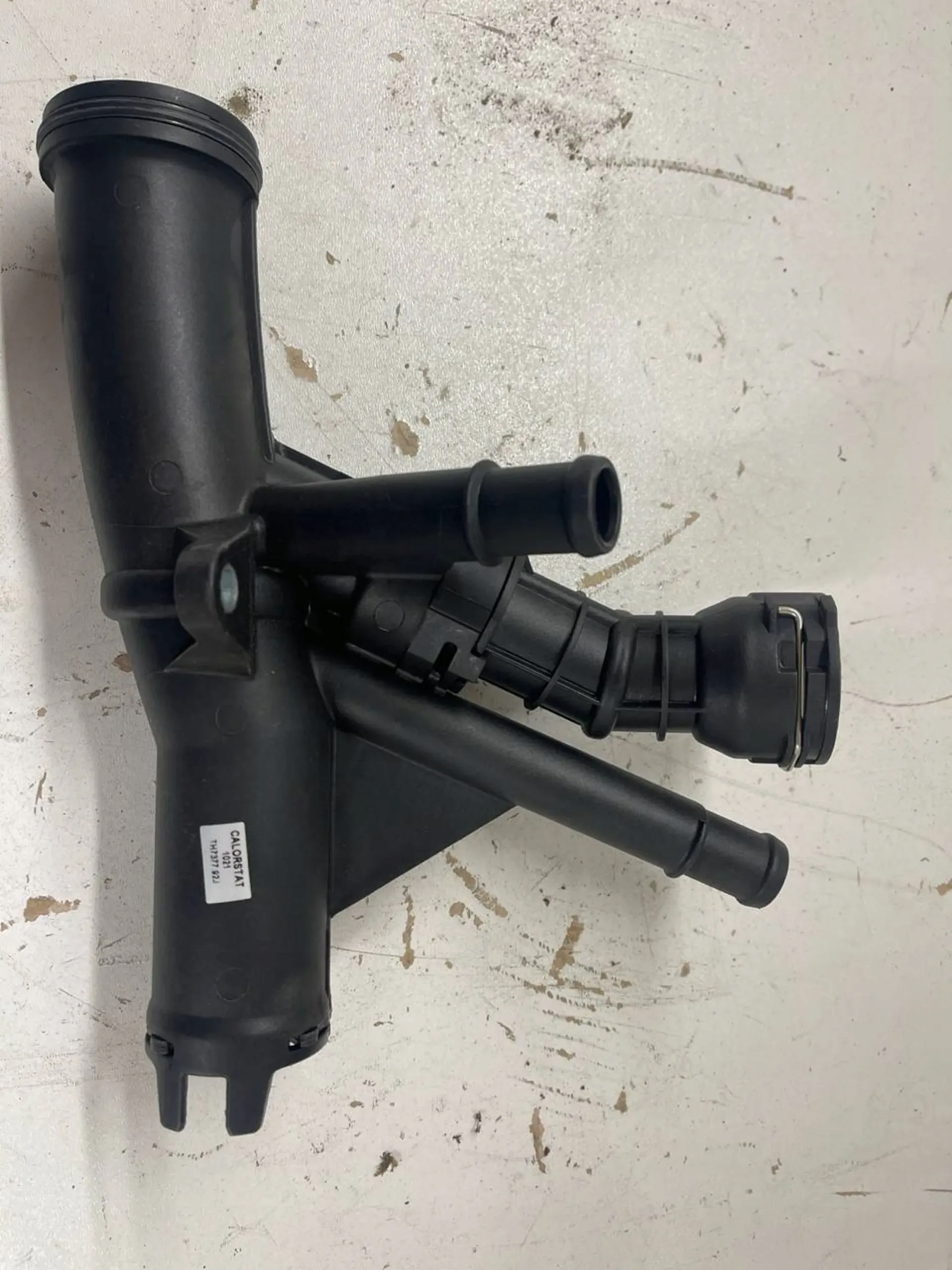 Audi A4 S4 B9 2017 Przewody chłodnic wody