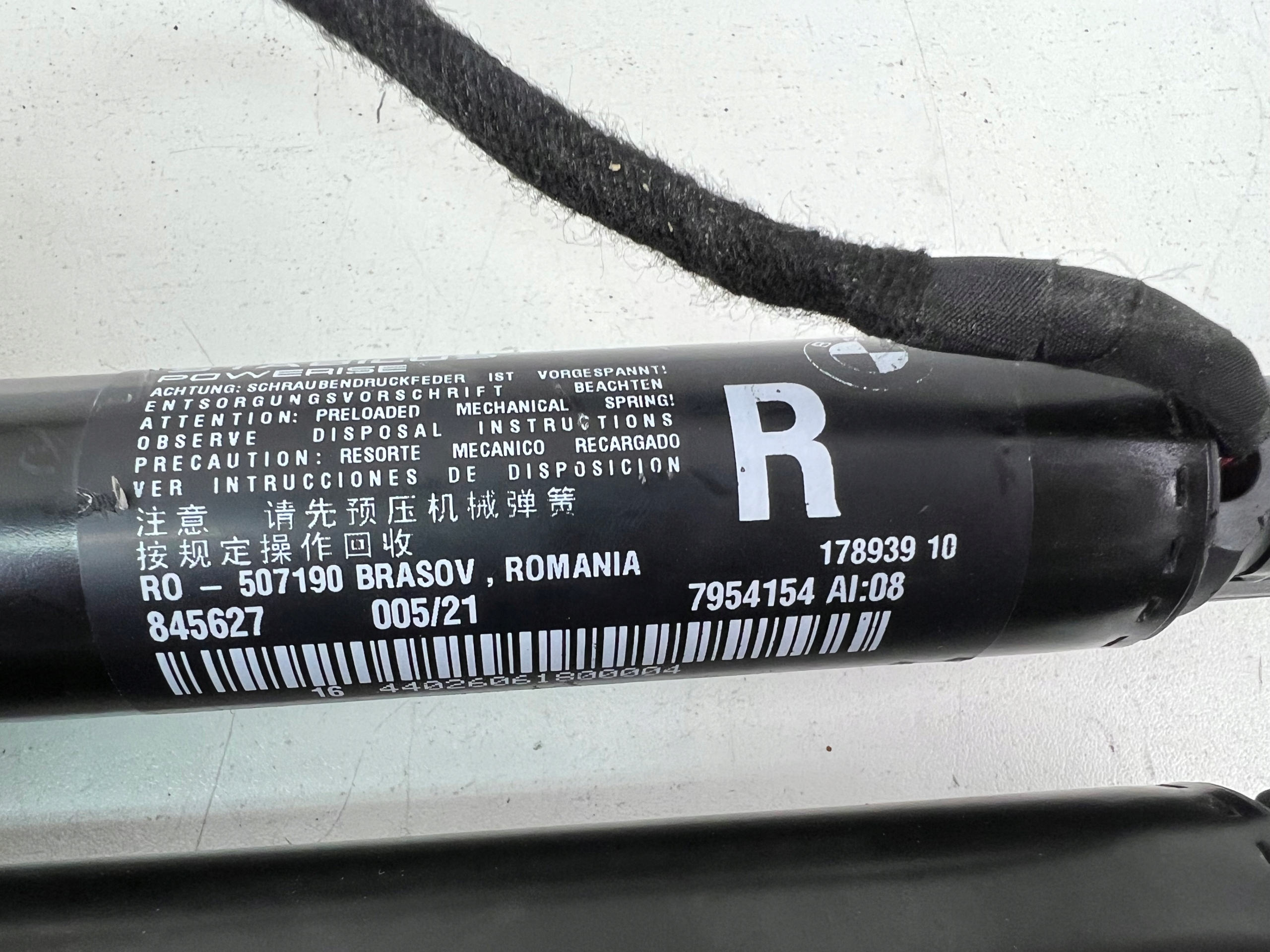 SILOWNIKI bonnet BMW IX I20 7954154 7954153