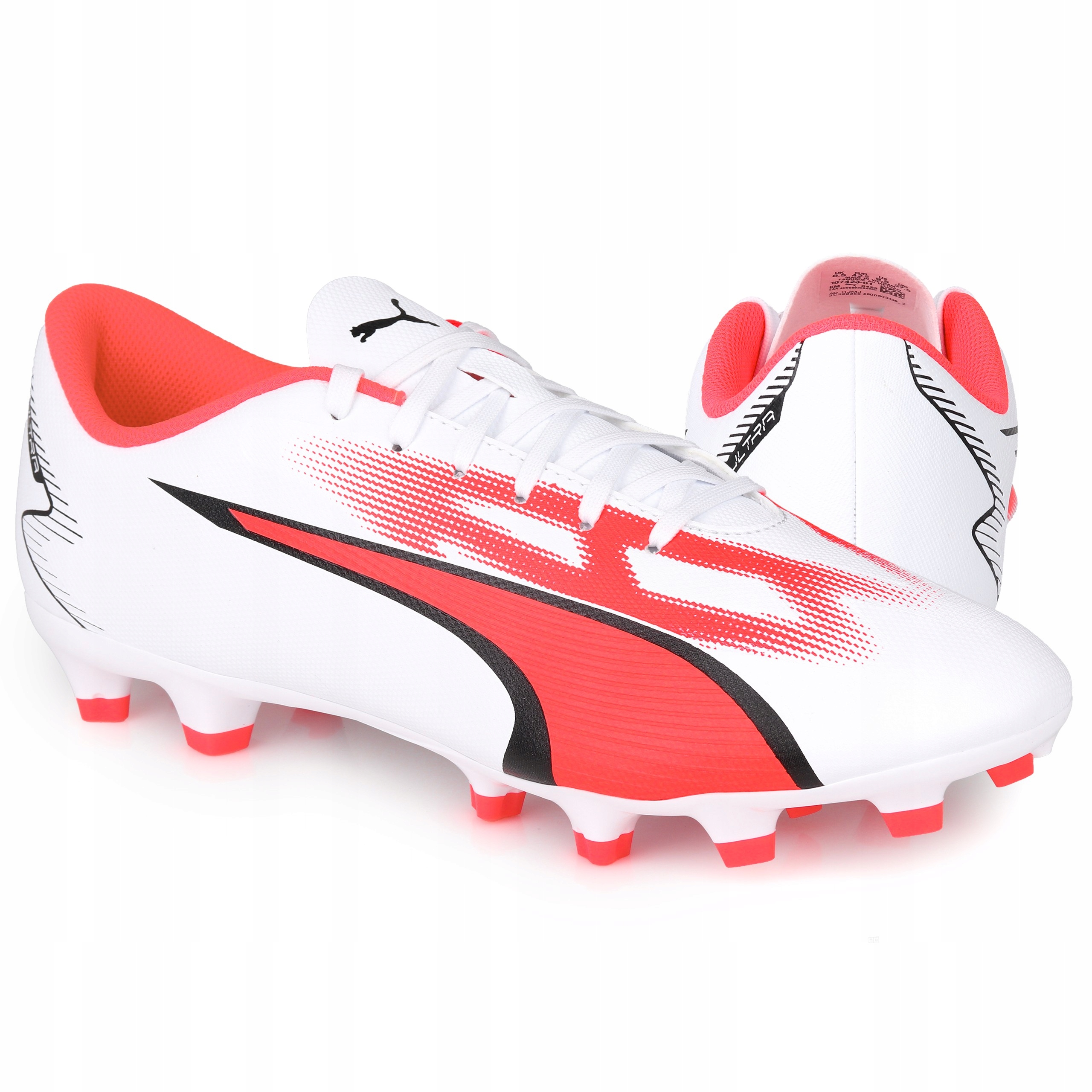 Fotbalová obuv, kopačky Puma Ultra Play 107423 01 Fg/ag