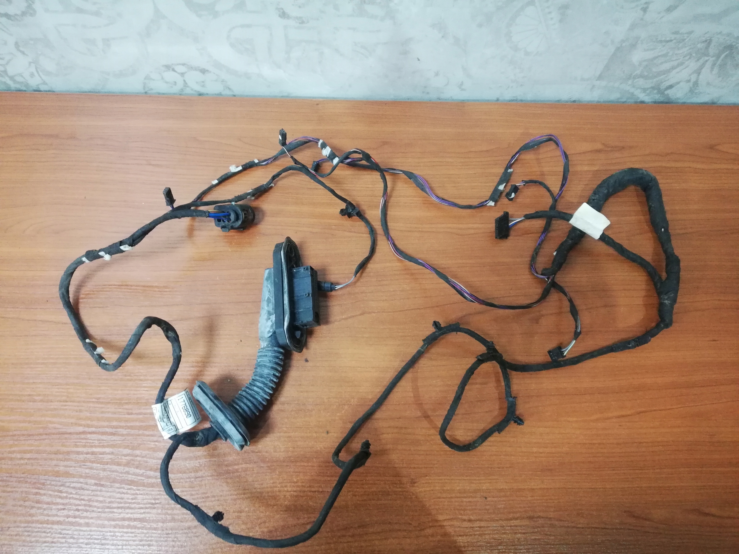 9291064 - Установка двери зд левая правая BMW 5 F10 F11