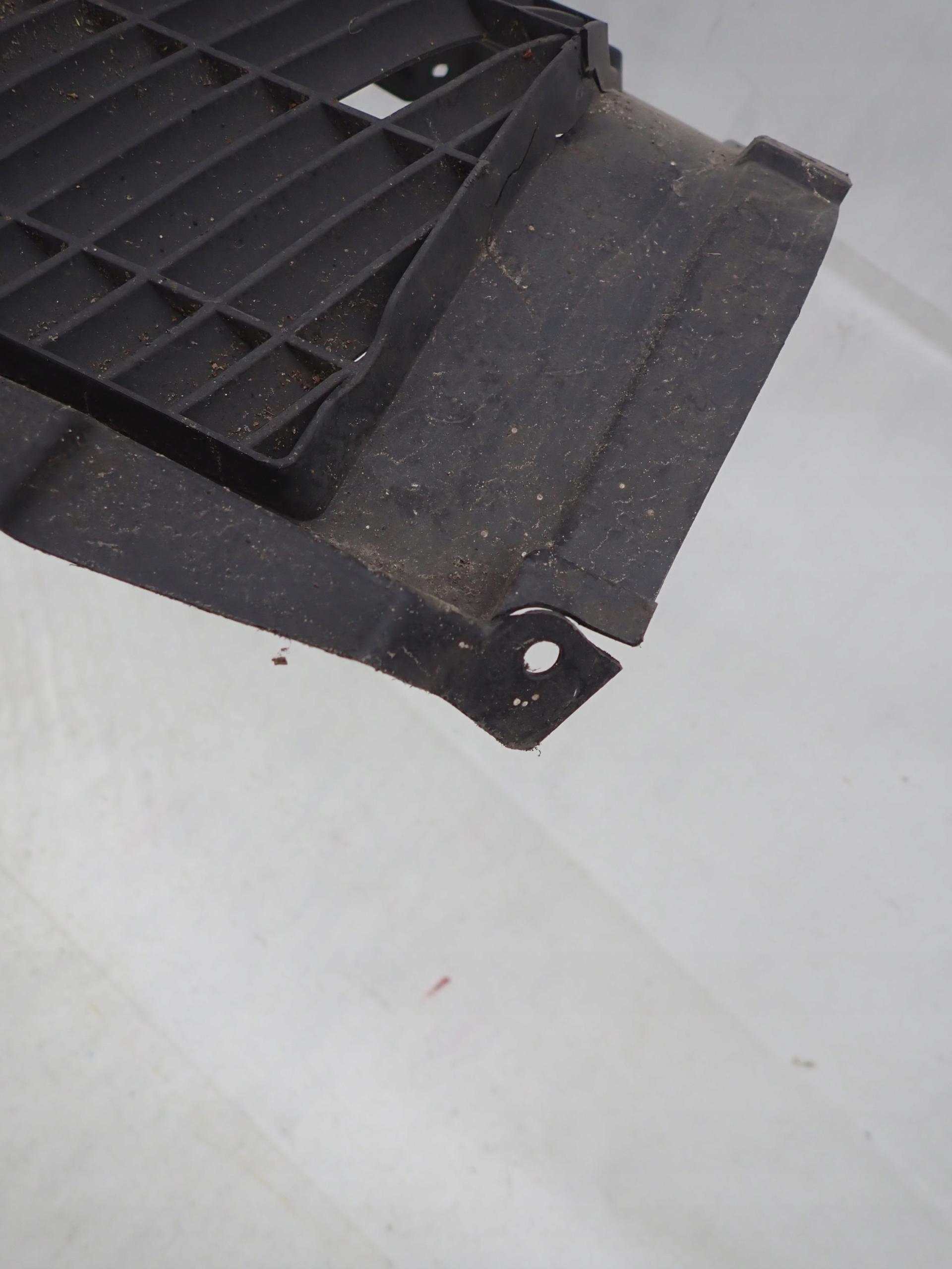 BMW F10 F11 mudguard right front front