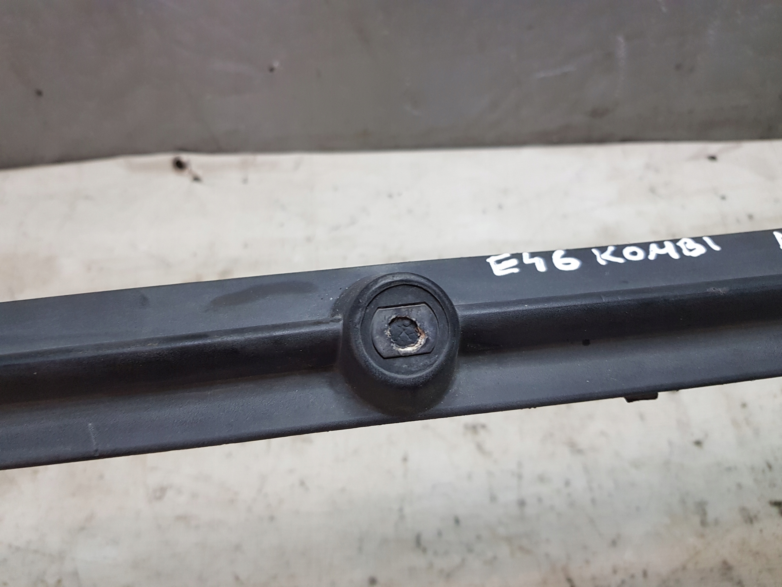 BMW E46 KOMBI modanatura Paraurti posteriore 4 PDC 8227570