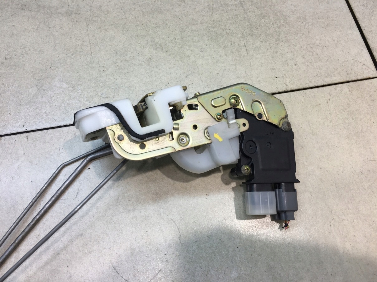 lock door right front HONDA HR-V and 5 PIN