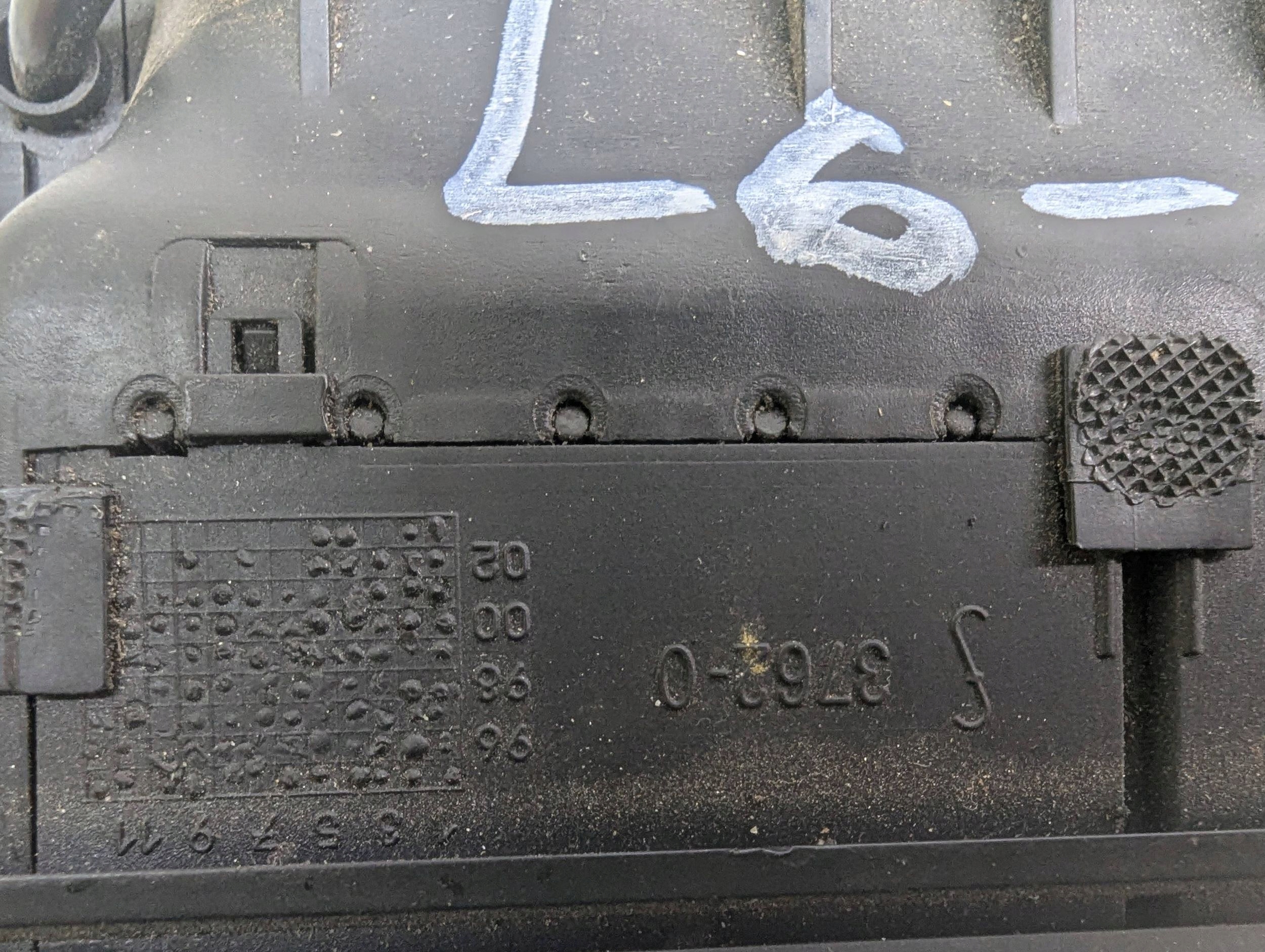 grid air conditioning devices rear part TUNELU BMW E39. 8367150