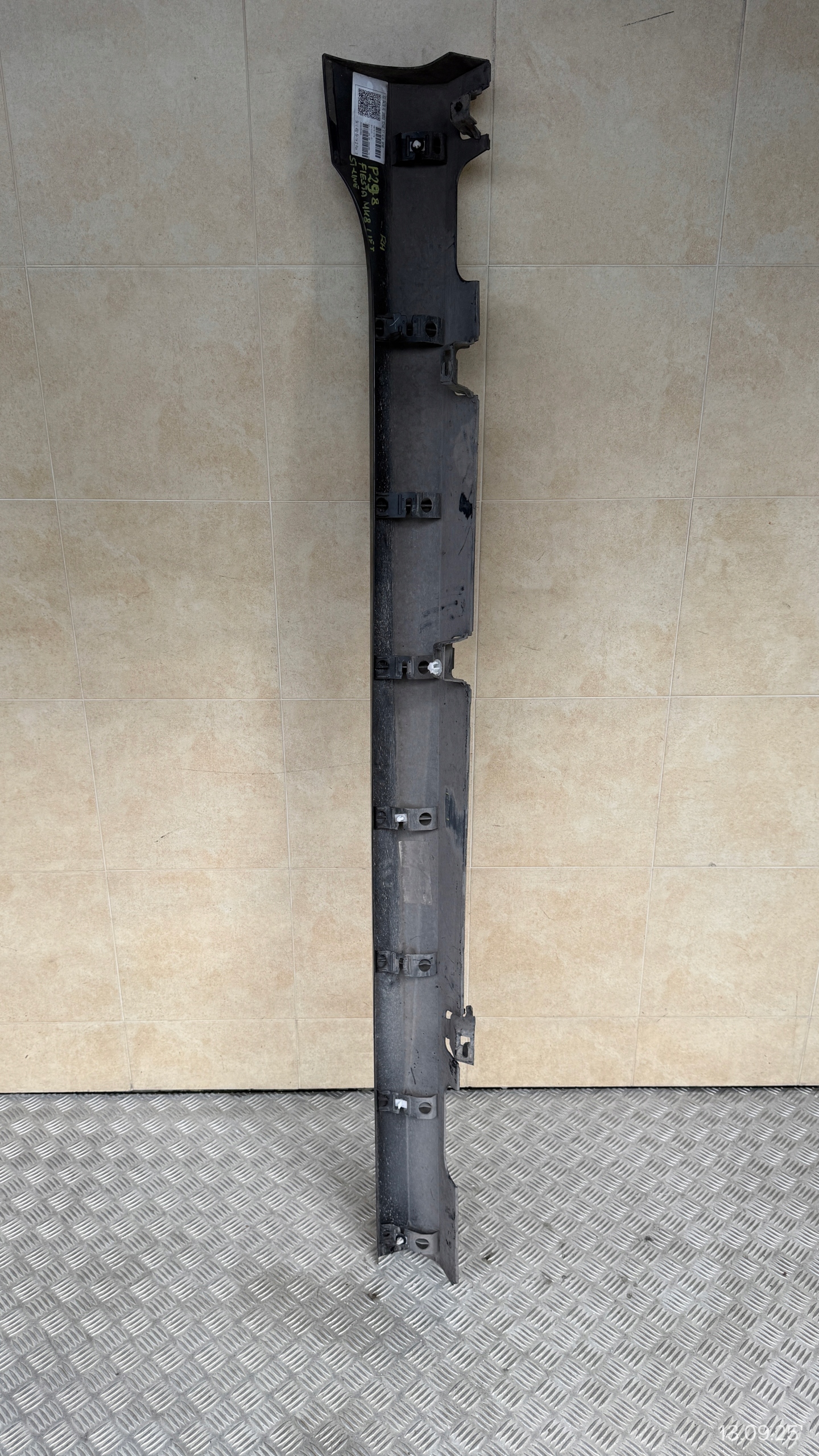 moulding threshold right FORD FIESTA MK8 LIFT ST-LINE