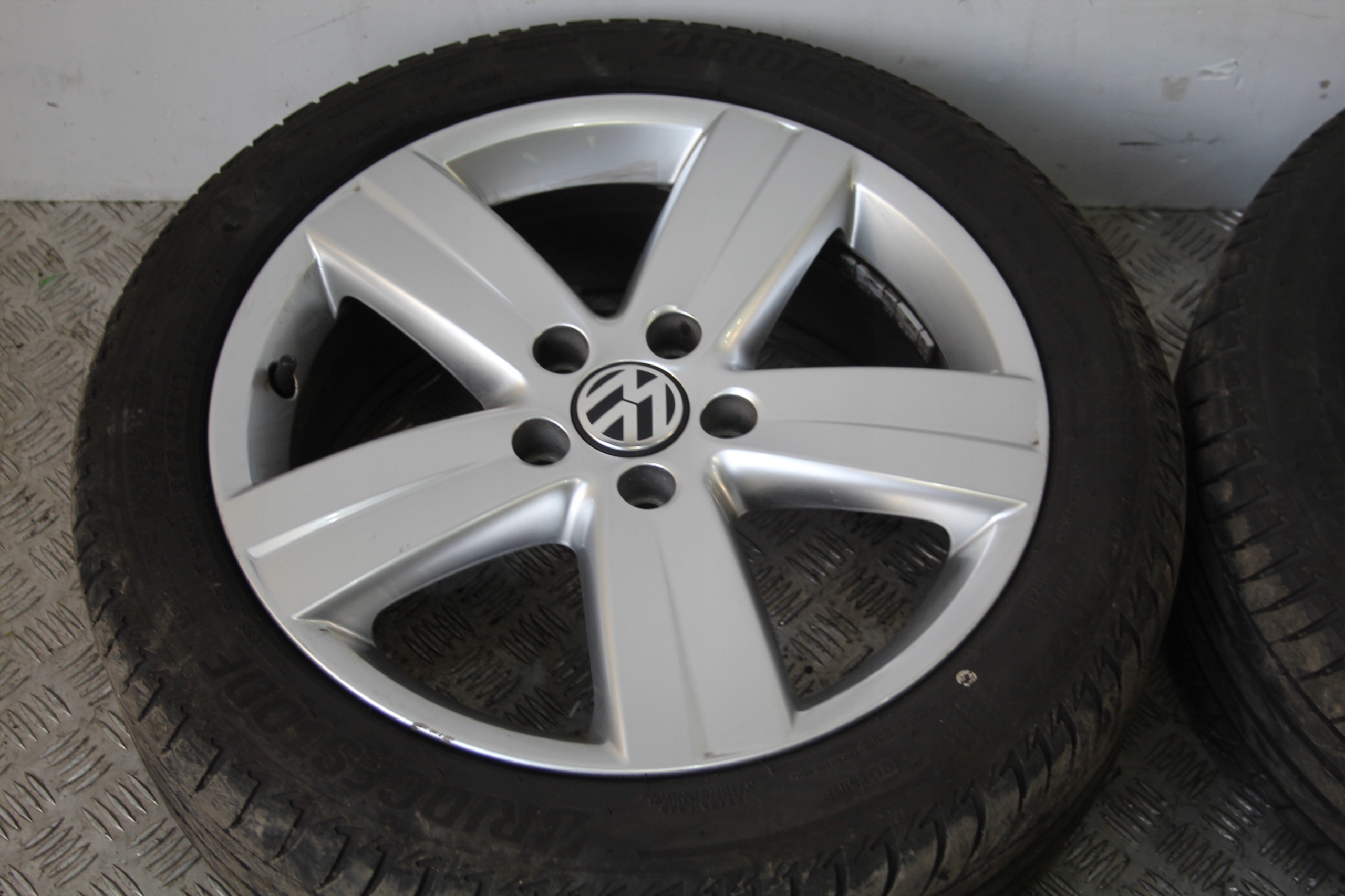 wheels discs disc 225/45 R17 TOURAN 1T0 1T3 FL