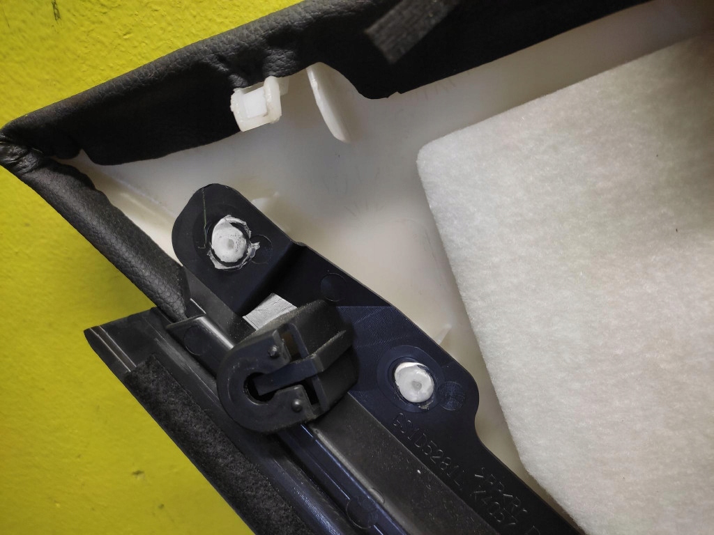 MAZDA 6 2 KOMBI upholstery door right rear part
