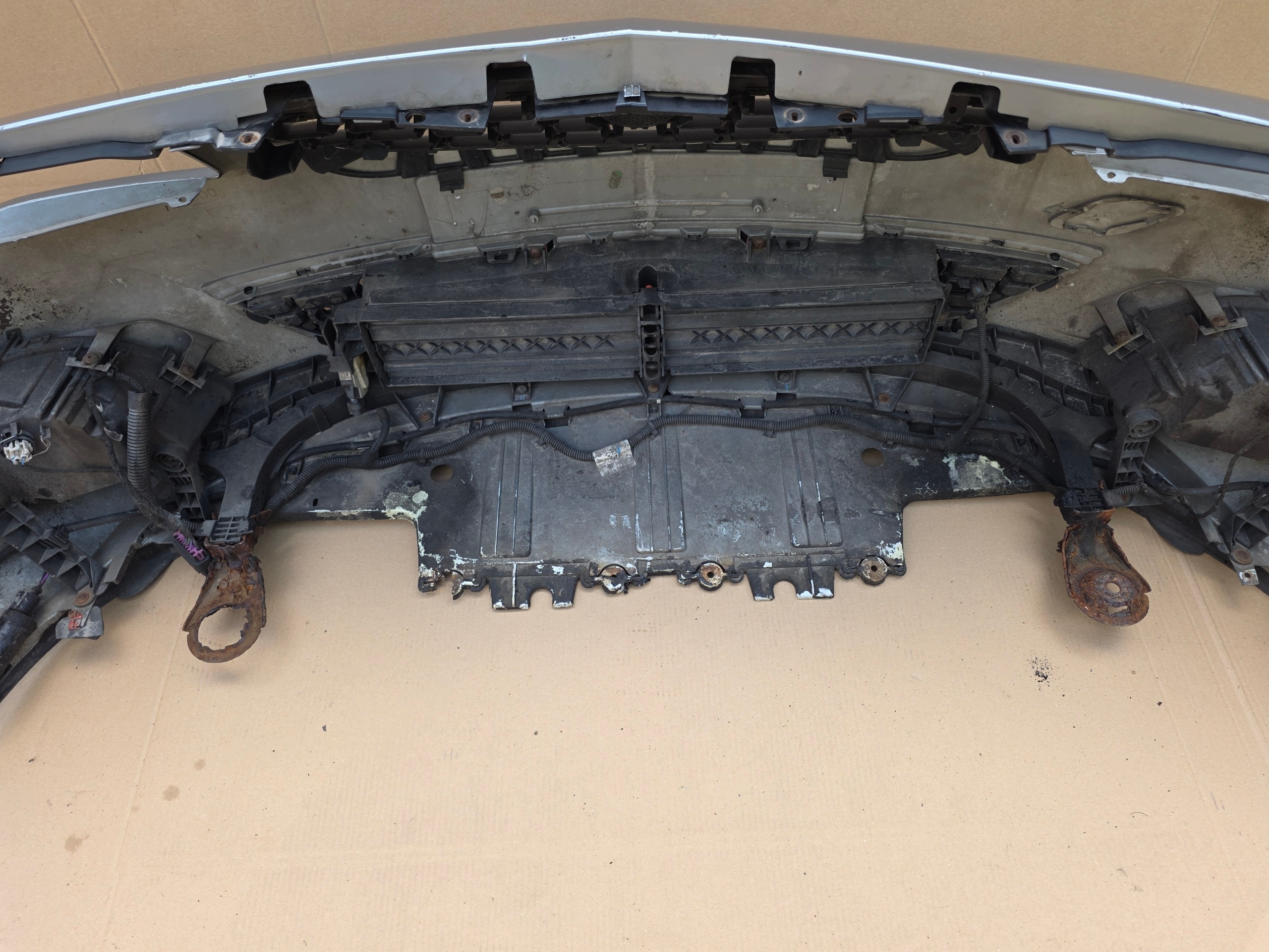 Opel Astra J IV 4 front bumper front XENON washers grille
