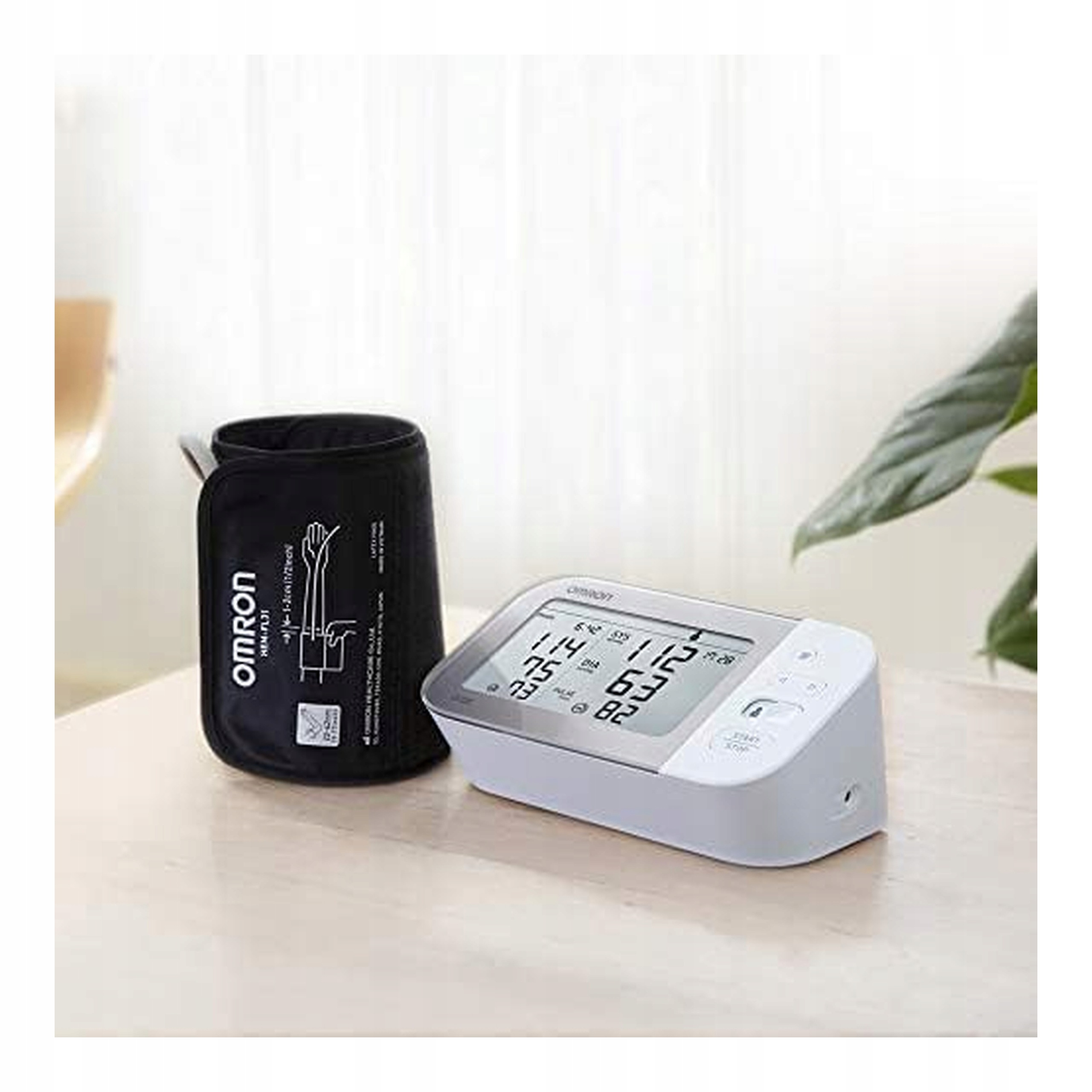 Ciśnieniomierz Omron X7 Smart naramienny Bluetooth AFib z mankietem