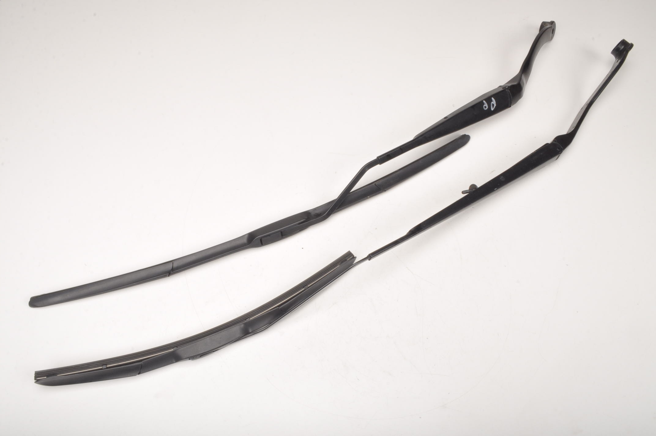 КАЛІФОРНІЯ F149 ПЛЕЧЕ СКЛООЧИСНИКИ ПЕРЕД КОМПЛЕКТ