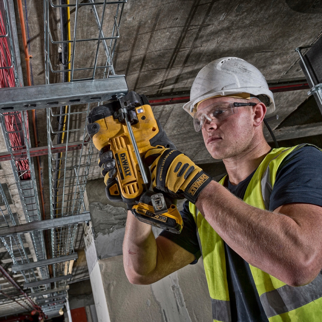 Nożyce do prętów M6 M12 18V 2x5Ah DeWALT DCS350P2 Rodzaj silnika silnik szczotkowy