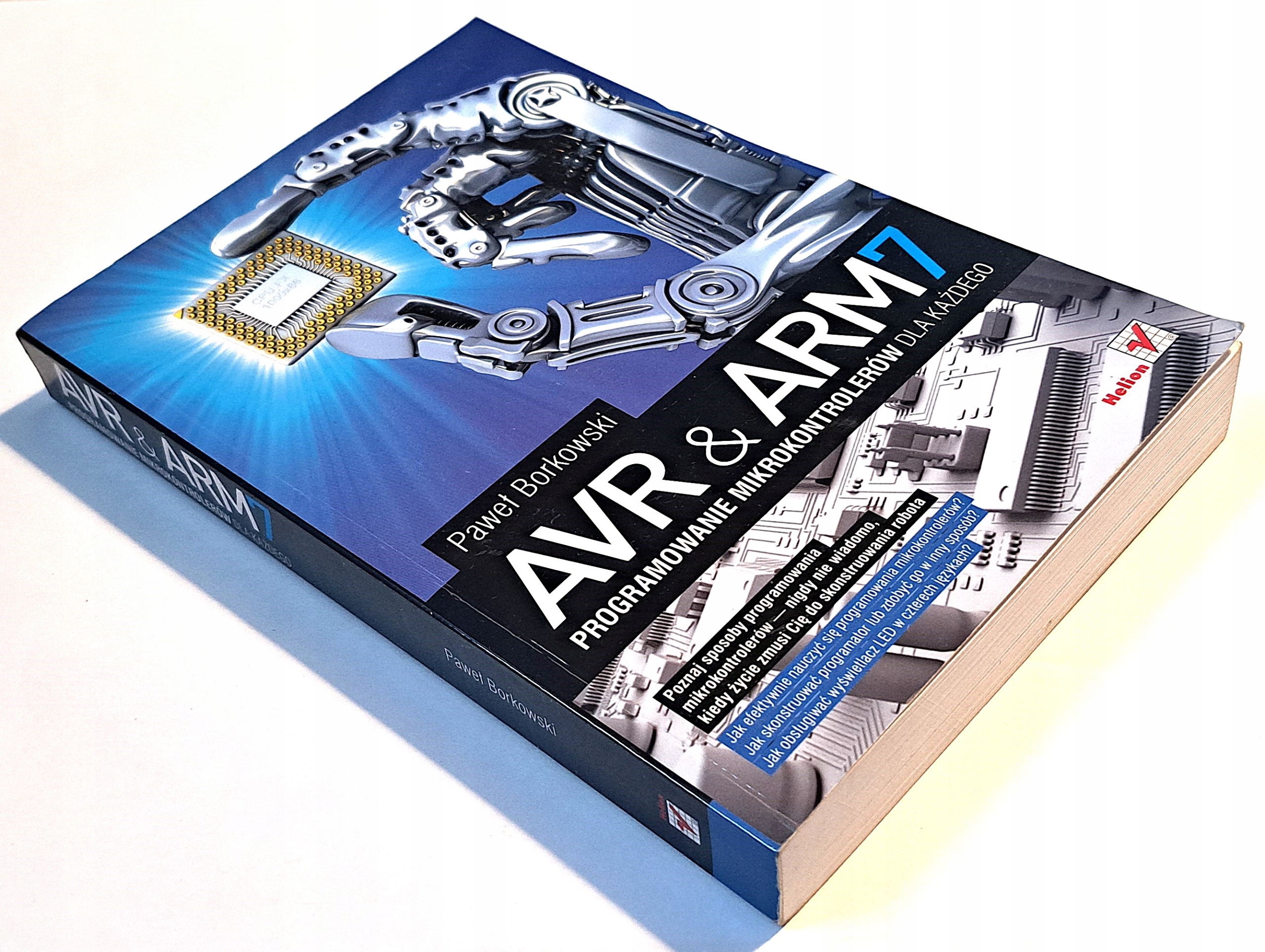 BORKOWSKI AVR & ARM7 PROGRAMOWANIE MIKROKONTROLERÓW ISBN 9788324626281