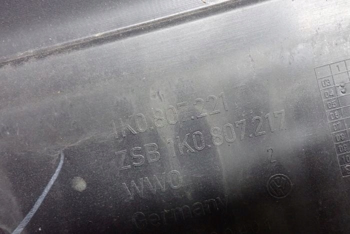 VW GOLF VI 3d 5d Frontstoßstange vorne