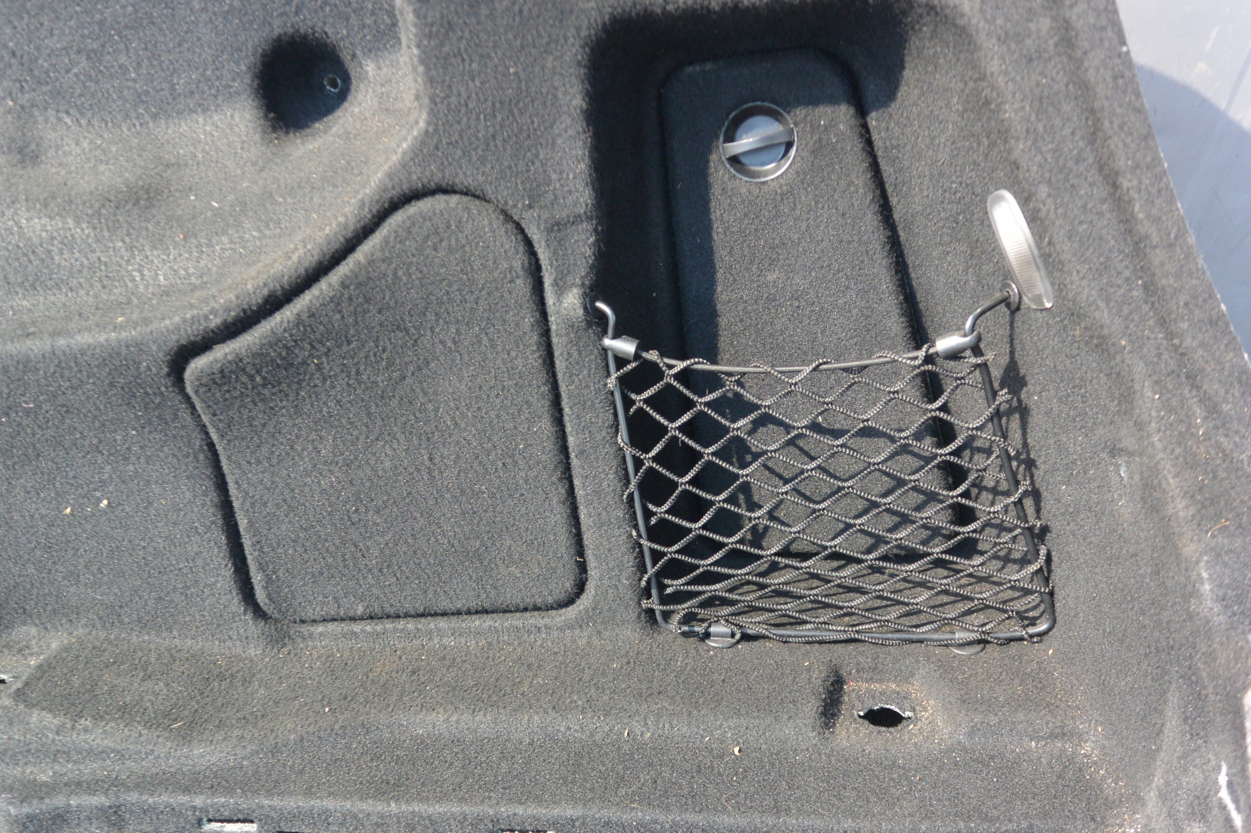 boot upholstery right rear part MERCEDES W212 sedan