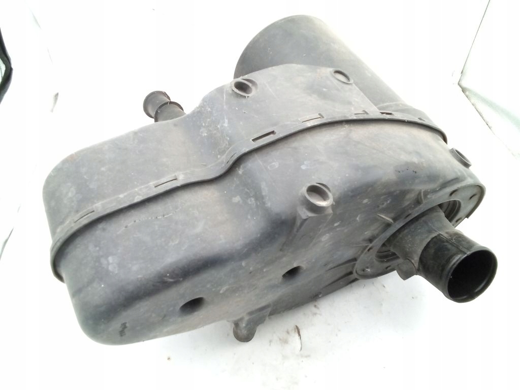 Mercedes T1 601 Kaczka Gehäuse filter luft 0120948802