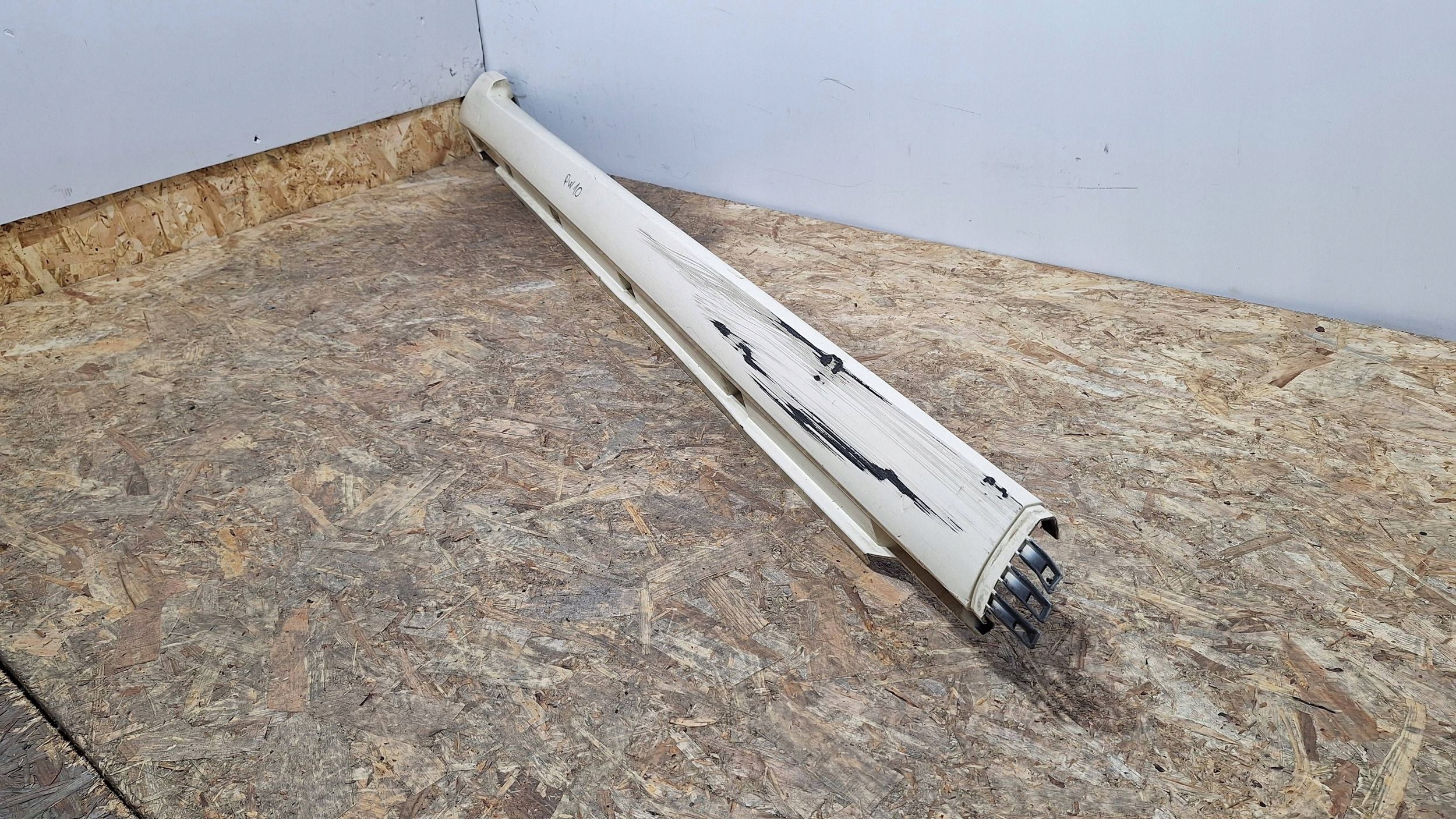 cap threshold moulding threshold left VW PASSAT B7 10- 3AA853855