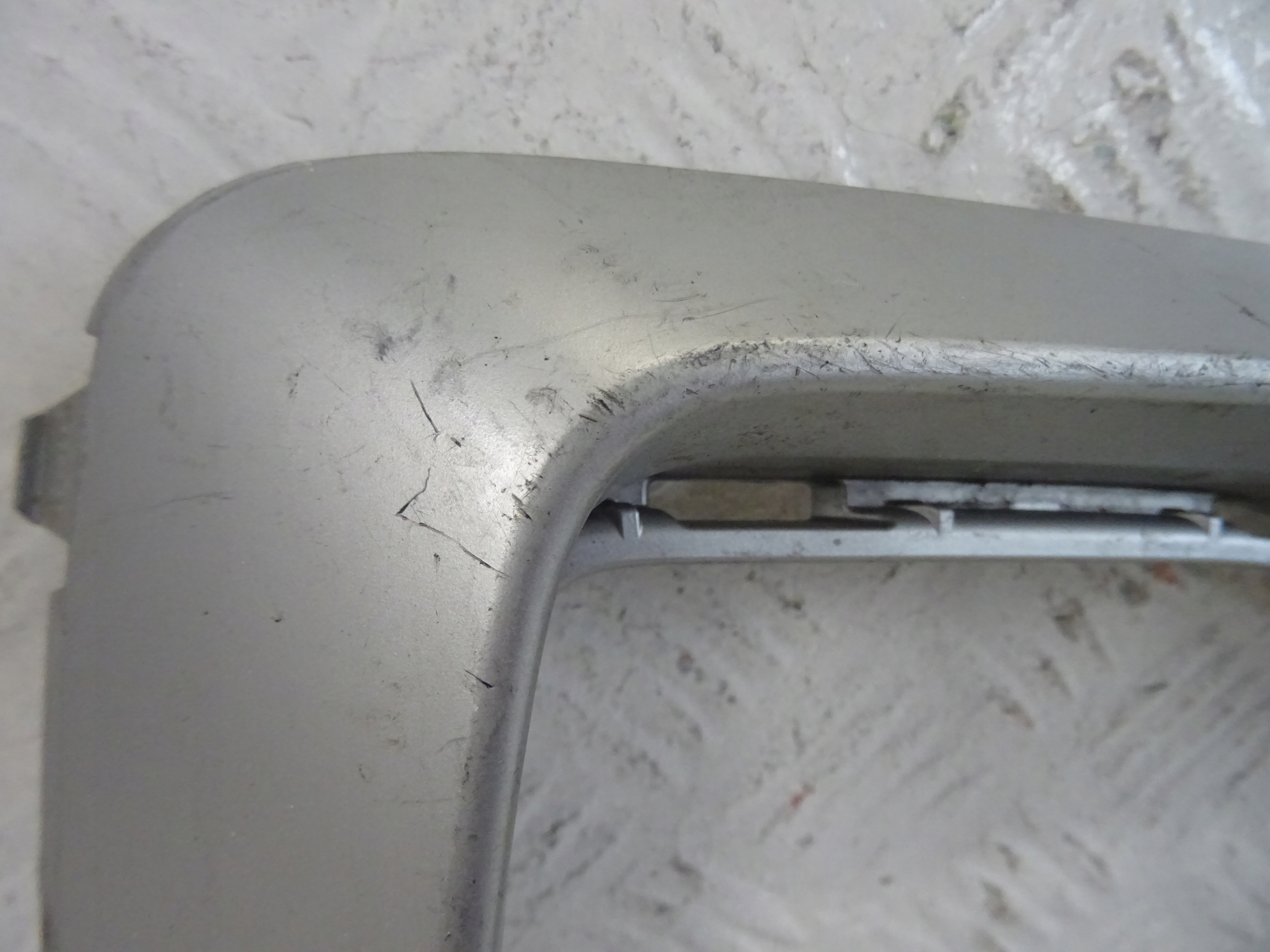 grid of a bumper front front right AUDI Q2 LIFT 81A853054C