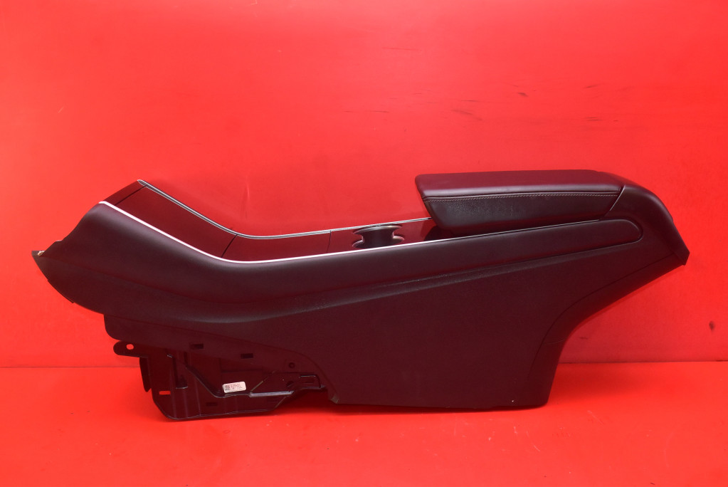 TUNEL central armrest SKORZANY EU 1462991-00-A TESLA MODEL 3 17-21