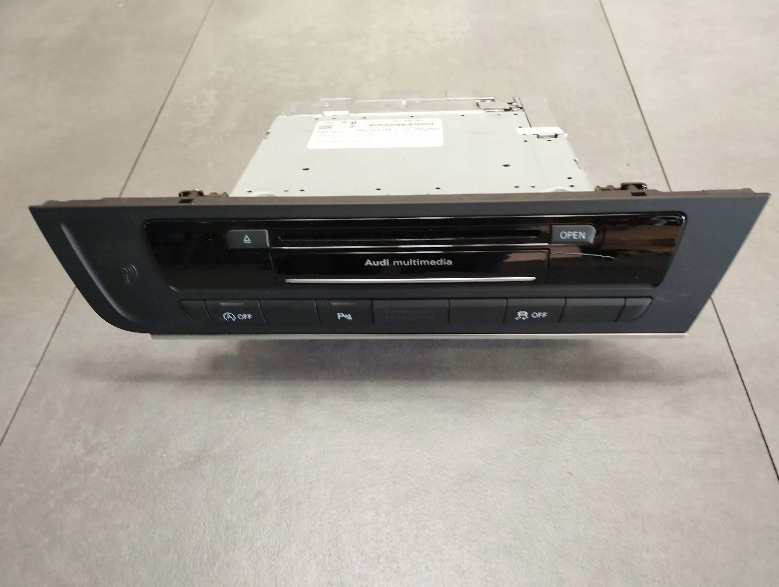 AUDI A6 C7 player MMI navigation 4G1035051