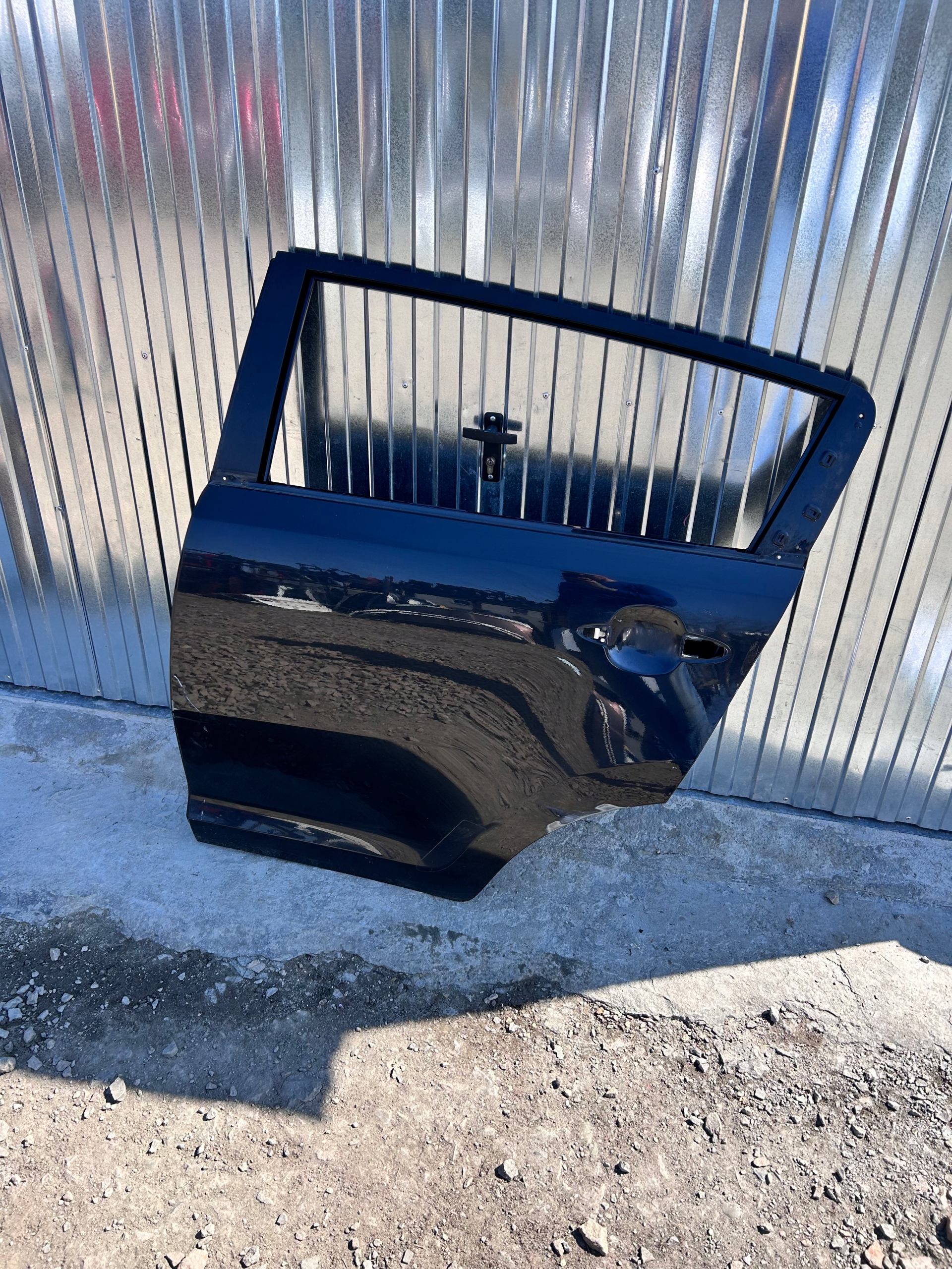 door rear. left KIA SPORTAGE III nr.00