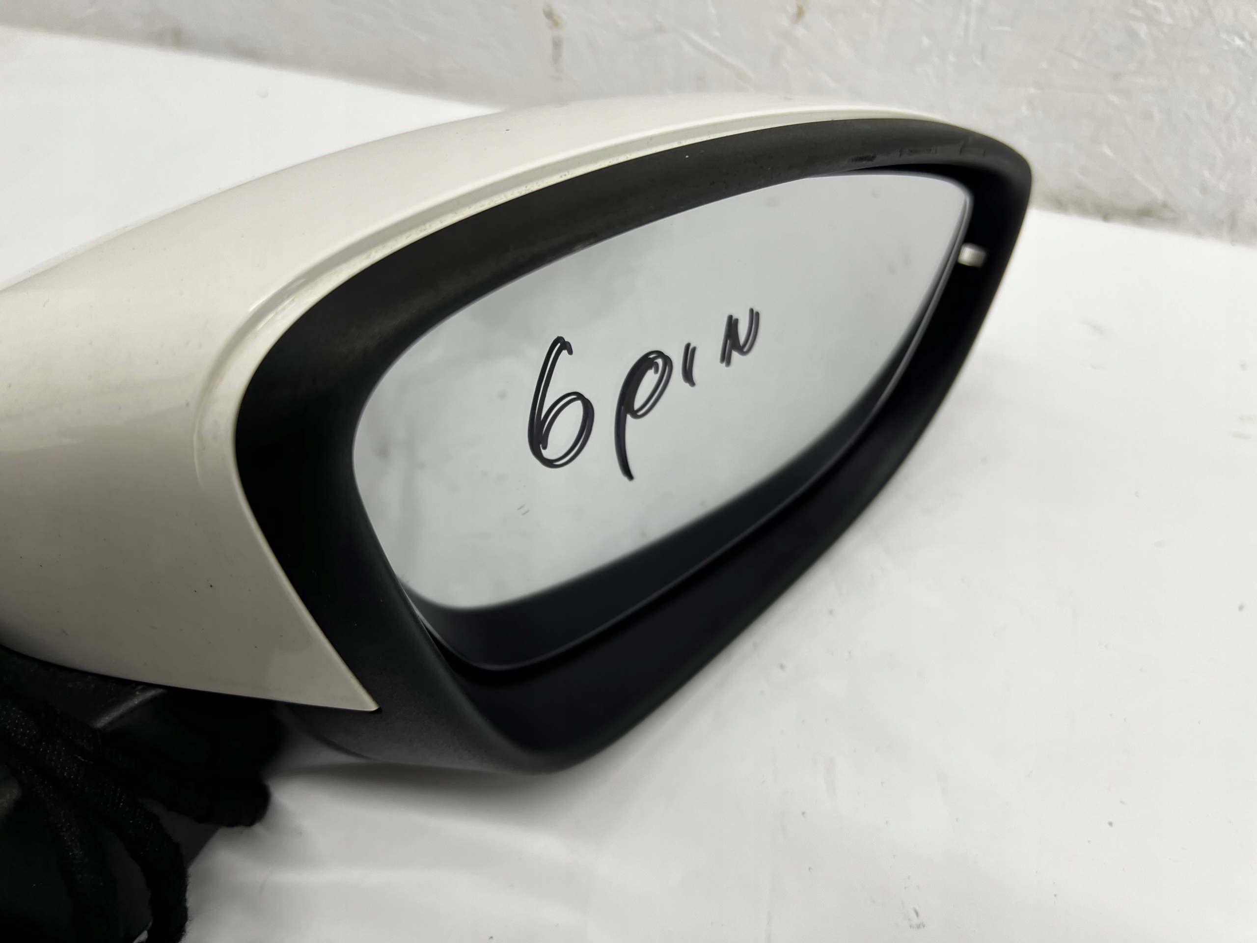 mirror right VW PASSAT B7 BIALE LB9A 6PIN EUROPA