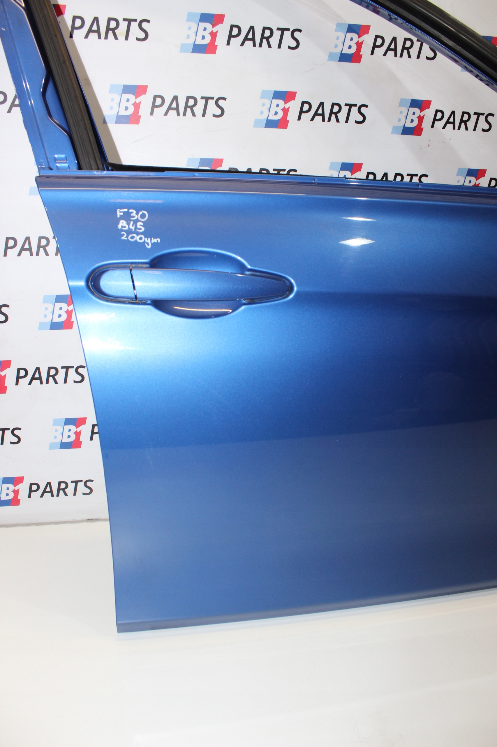 BMW F30 door right front B45 ESTORILBLAU METALLIC