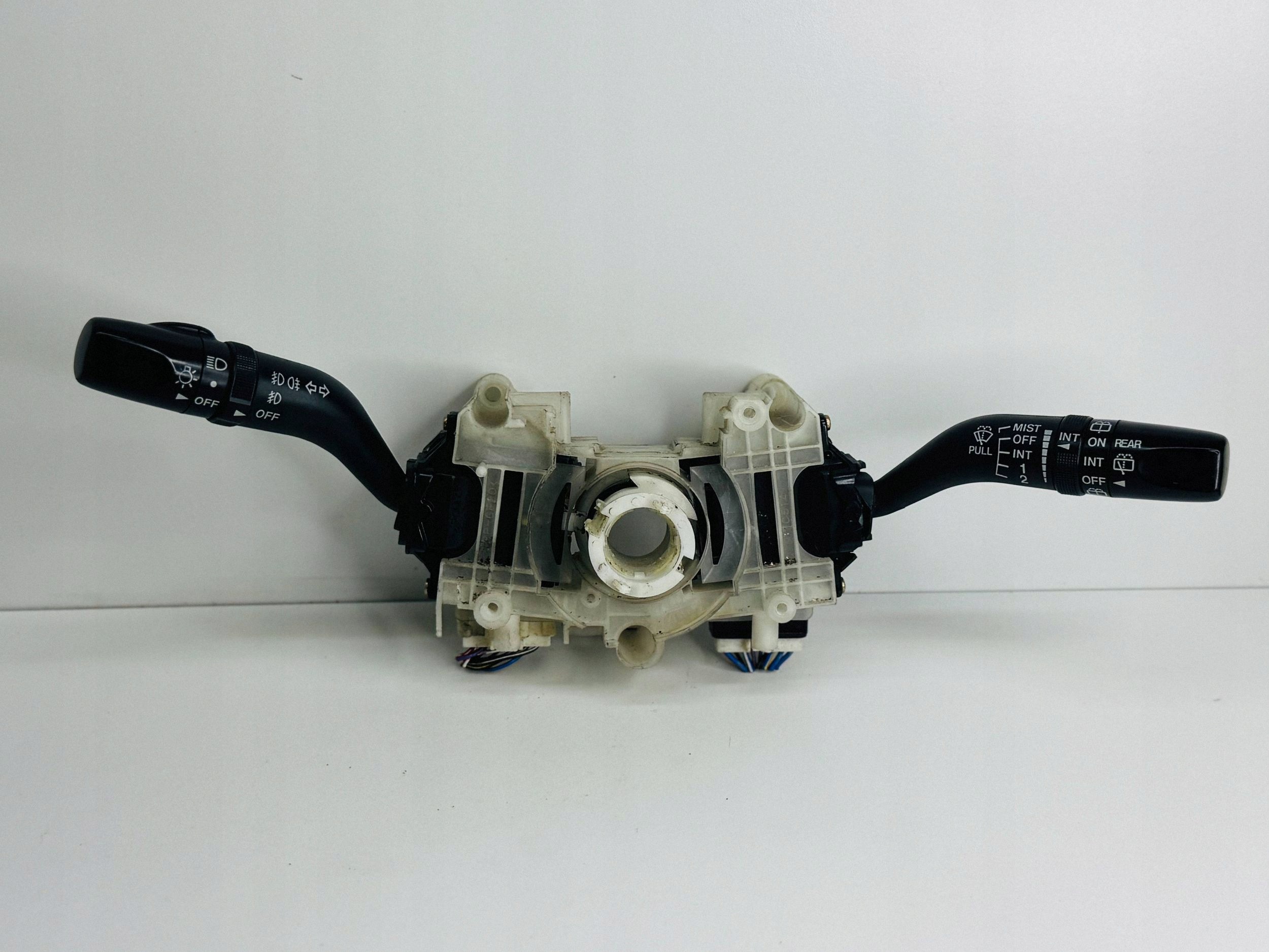 MAZDA MPV MANETKA DEVIO LUCI DEVIO DEVIO LUCI TERGICRISTALLO TERGI LR55 17E184