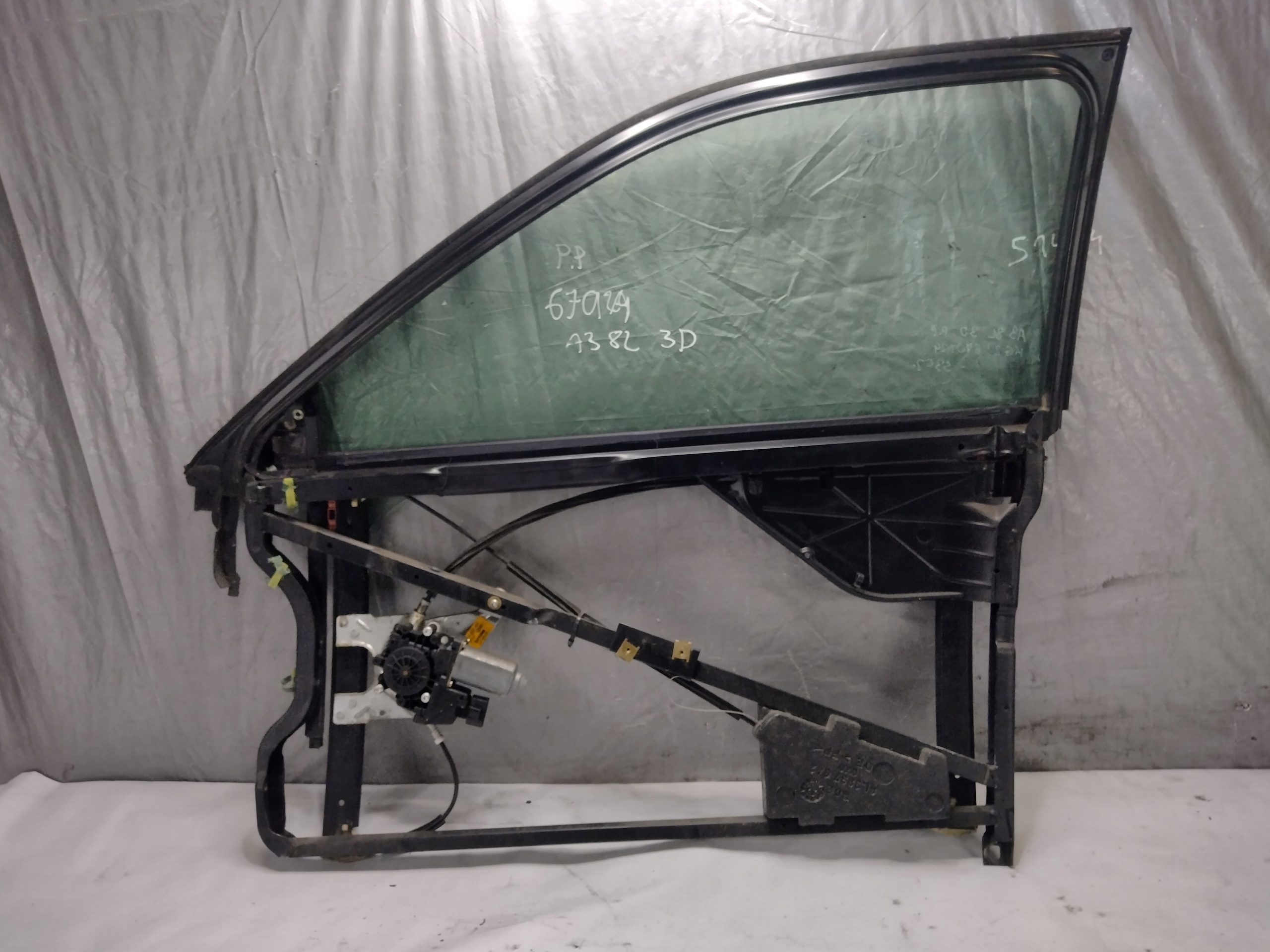 window regulator right front Audi A3 8L 3D 8L3837754