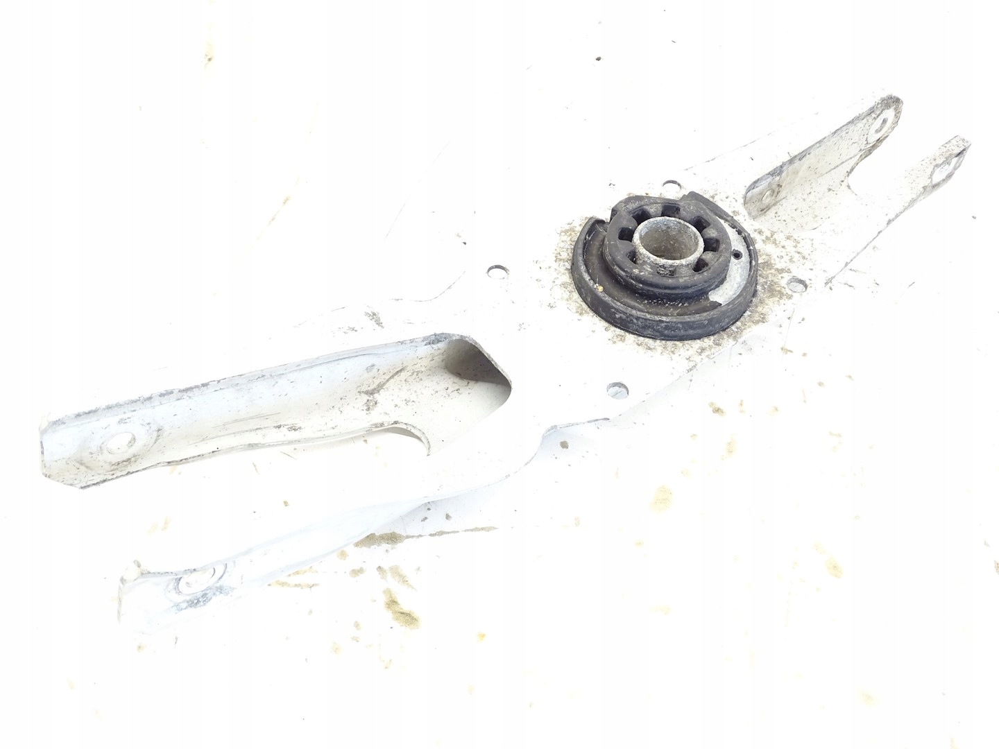 Querlenker links heck MERCEDES-BENZ W246 A2463520002
