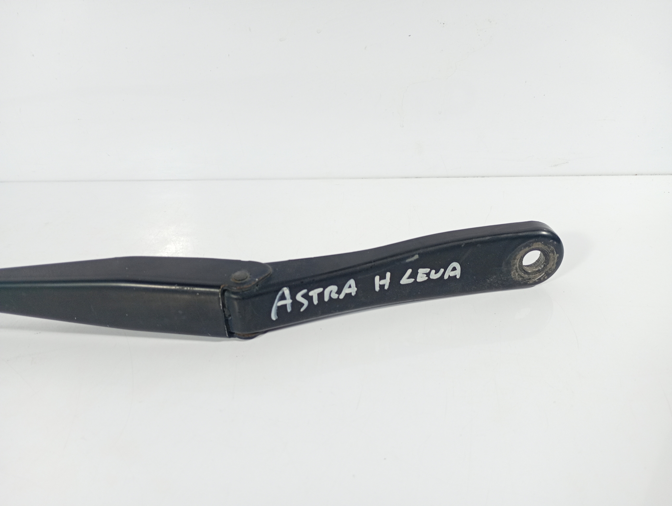 Opel Astra H 04-14 wiper arm left OE 13111219