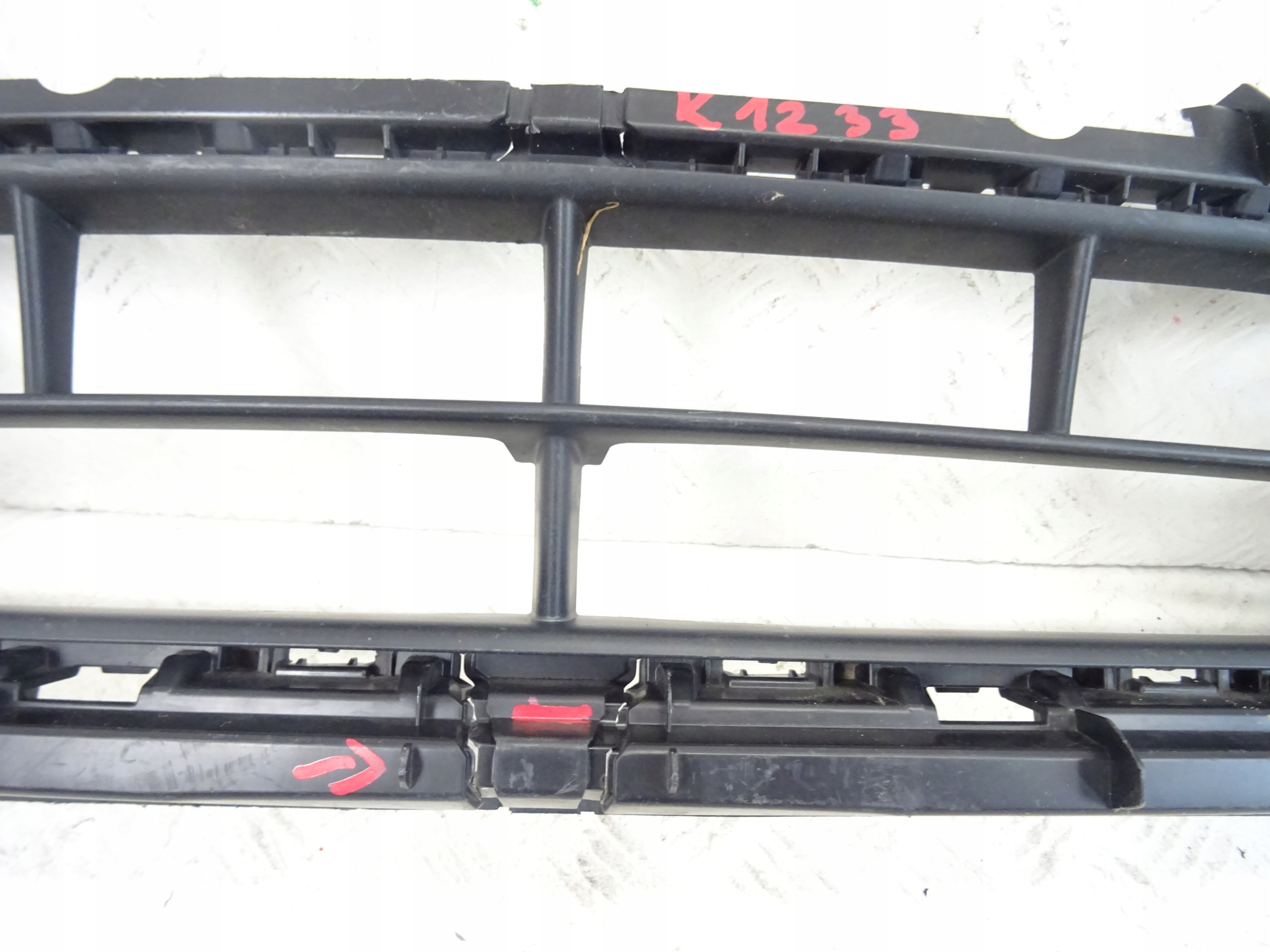 grid of a bumper front front central MERCEDES GLB AMG 247 A2478856003