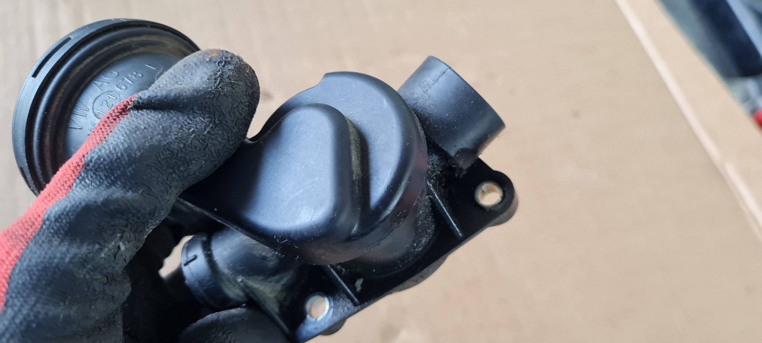 SQ5 80A ventil vode 3.0 TFSI CWG 06M121673F S4 B9 S5 8W A6 C8 A7 4K