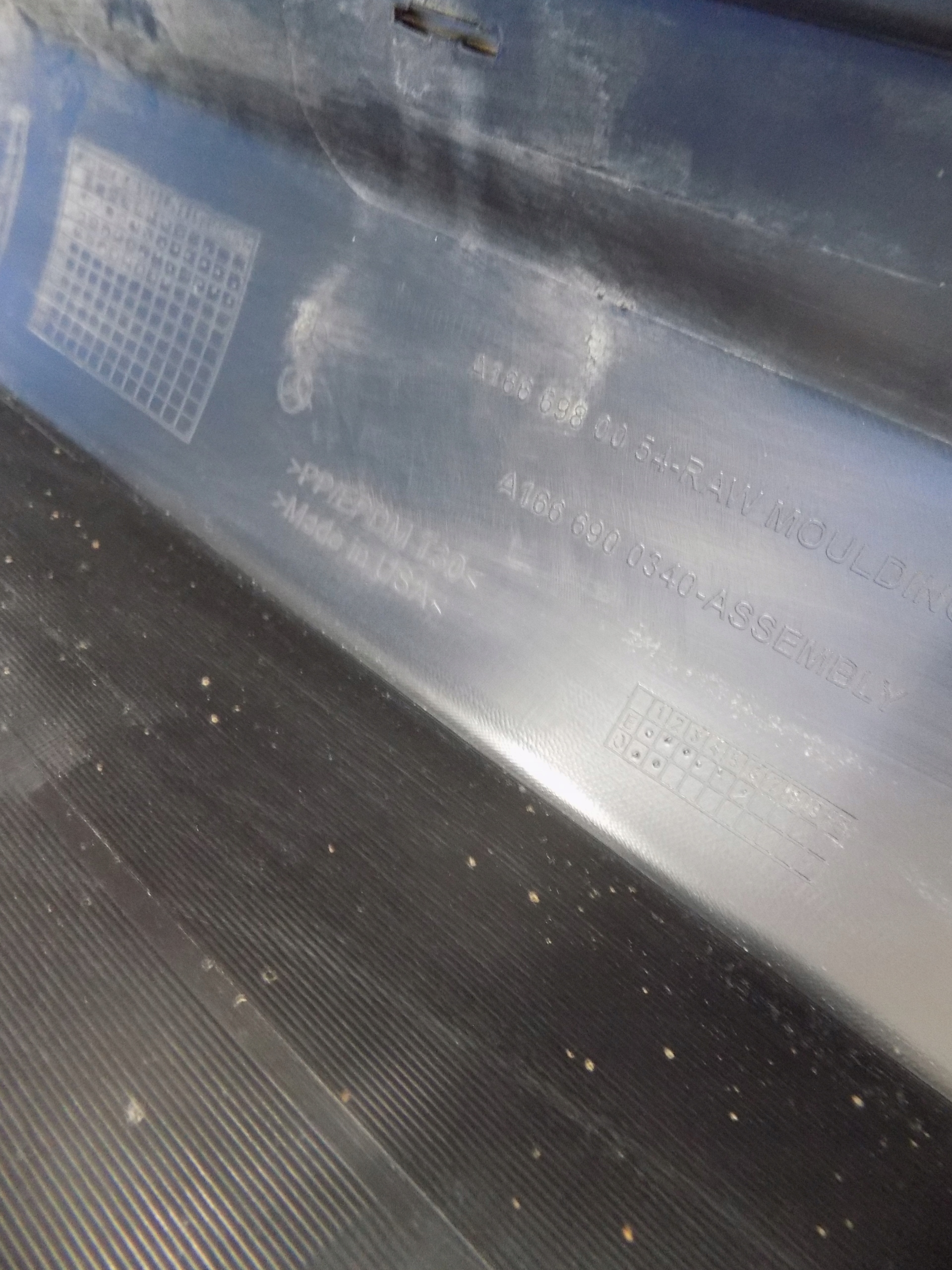 moulding threshold left CHROM MERCEDES ML W166 13R