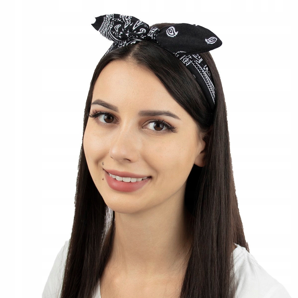 

Opaska do włosów Pin Up czarna Bandamka na gumce