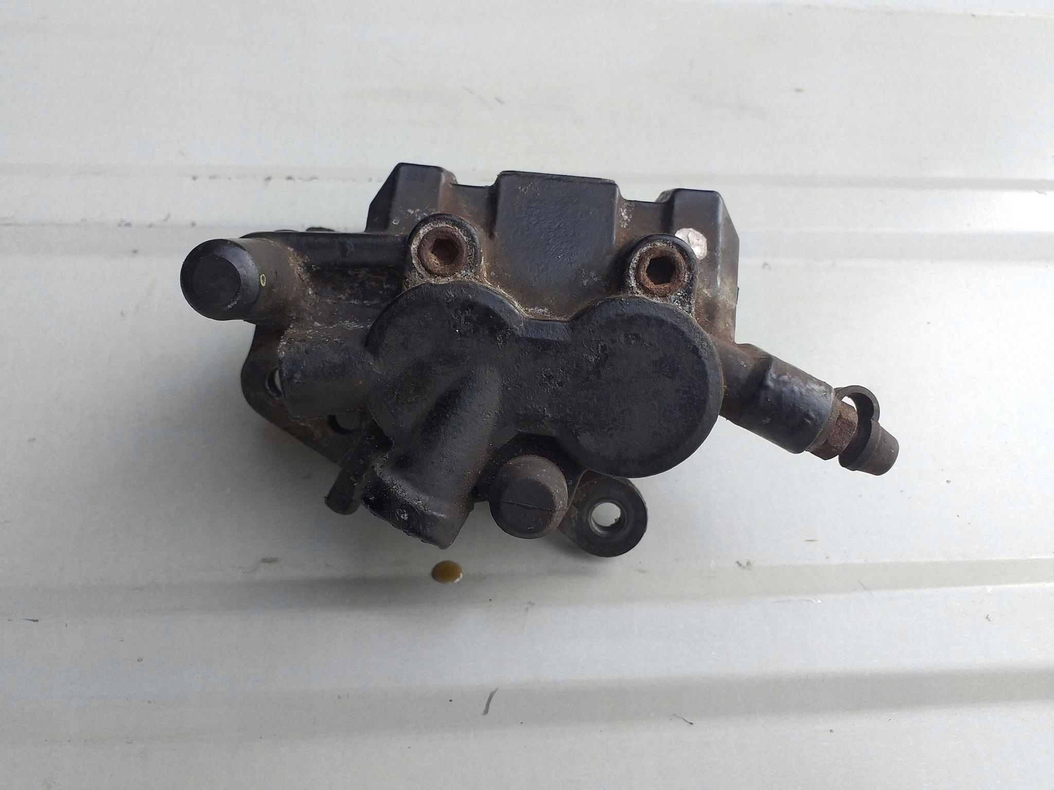 ТОРМОЗНОЙ СУППОРТ KAWASAKI KLF 300 4X4