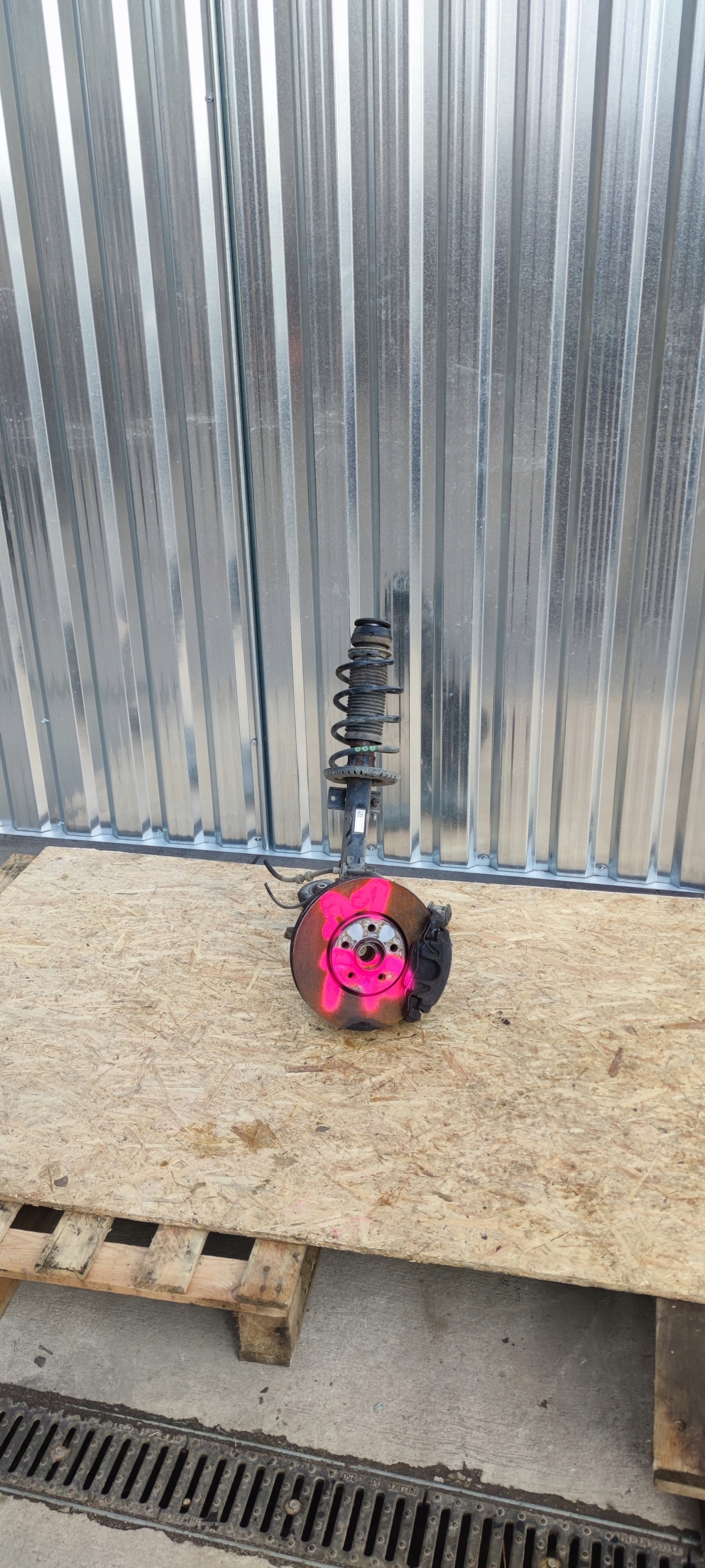 swing right AUDI A1 LIFT VW SKODA KOMPELT 1**