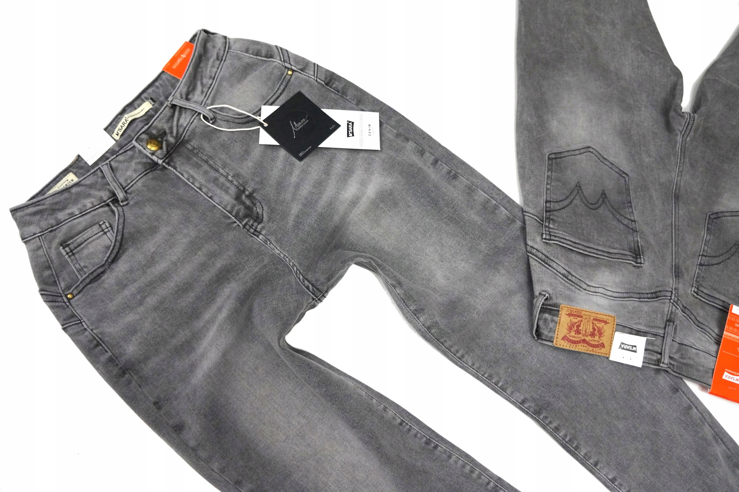 M.SARA DAMSKIE SPODNIE JEANSY MOM FIT WYSOKI STAN LUŹNIEJSZE NOGAWKI MODNE Marka M.Sara