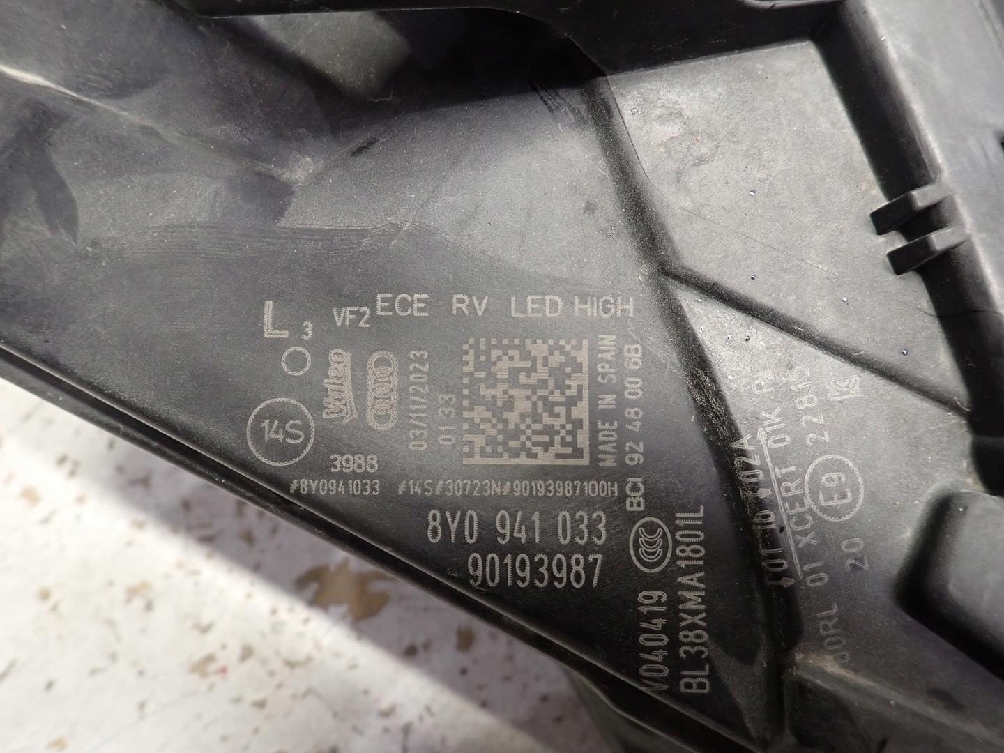 light front front left AUDI A3 2020- FULL LED 8Y0941033
