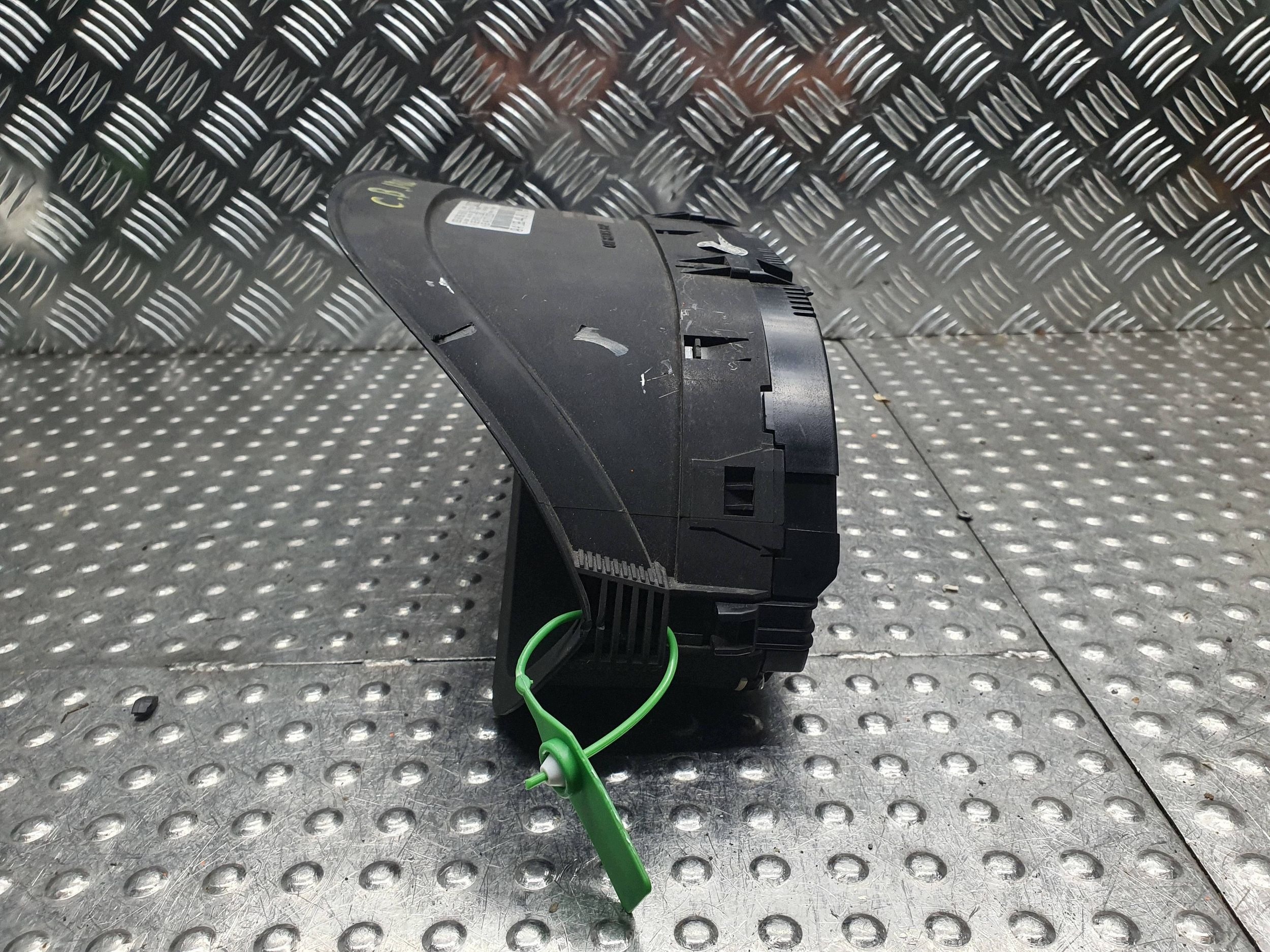 dials dials A1694402411 MERCEDES W169 W245 EUROPA