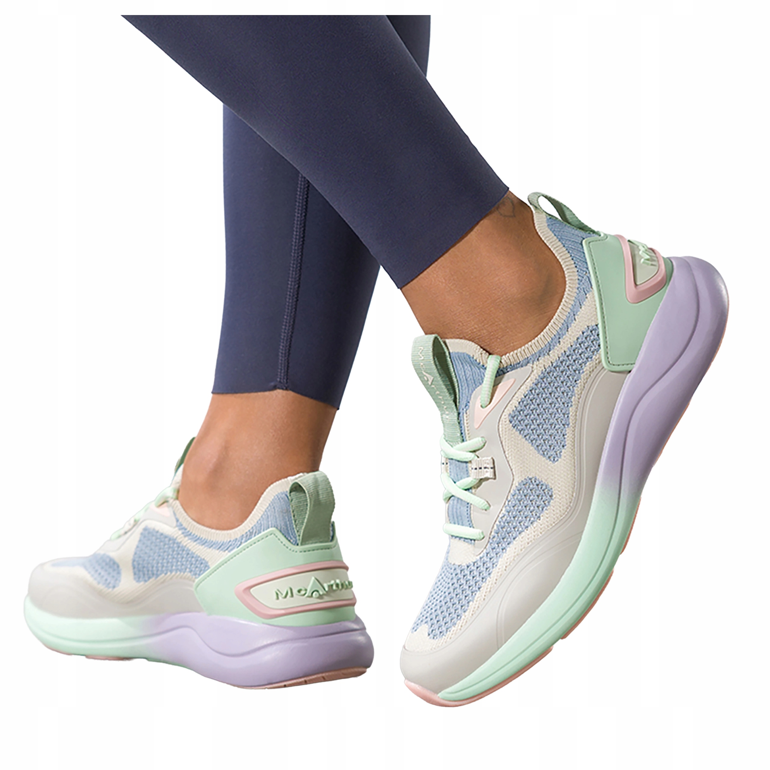 Dámské šedé sportovní tenisky na Trénink, šněrovací, pohodlné, lehké, velikost 41